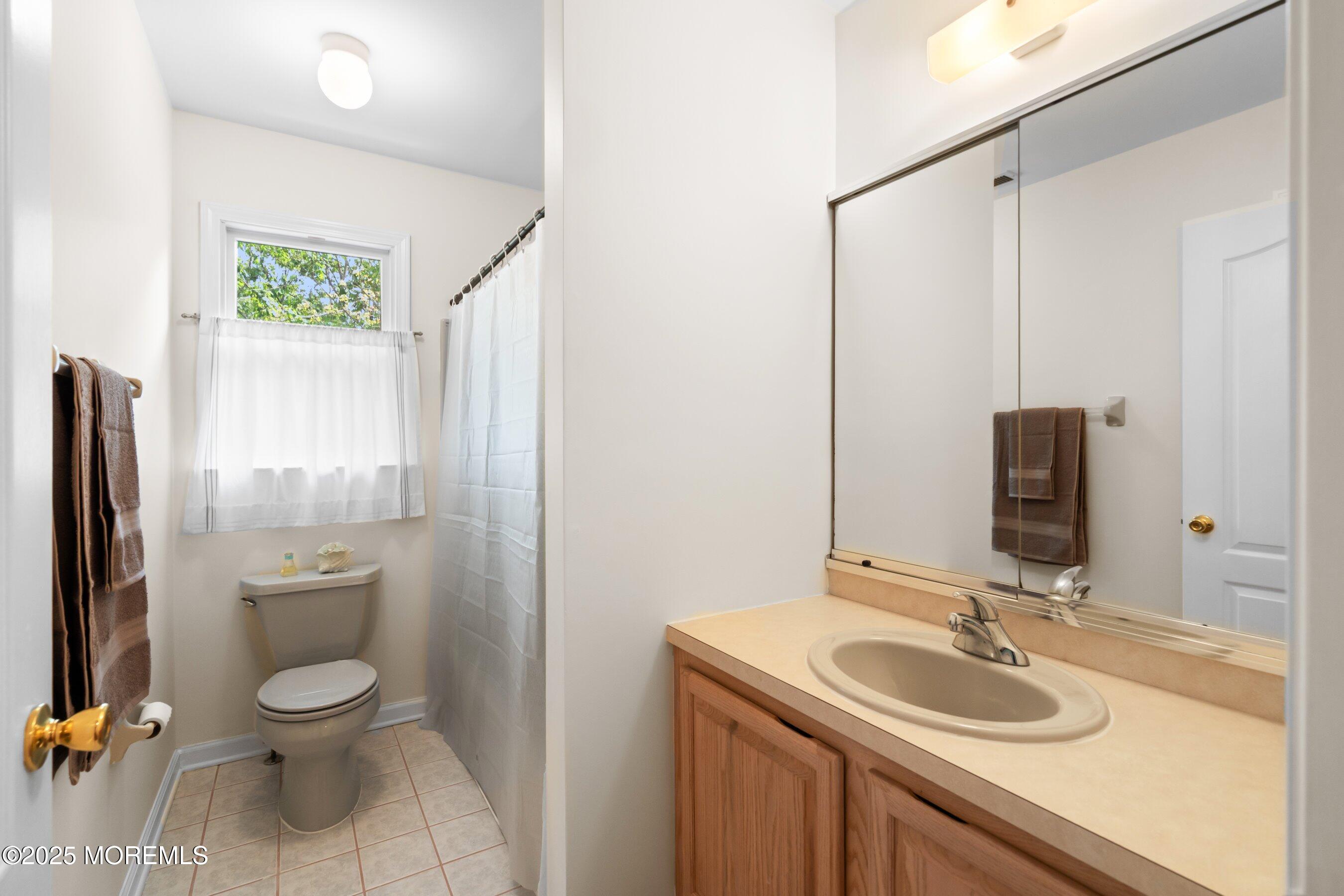 2 Kyle Court, Jackson, NJ, 08527 image 28