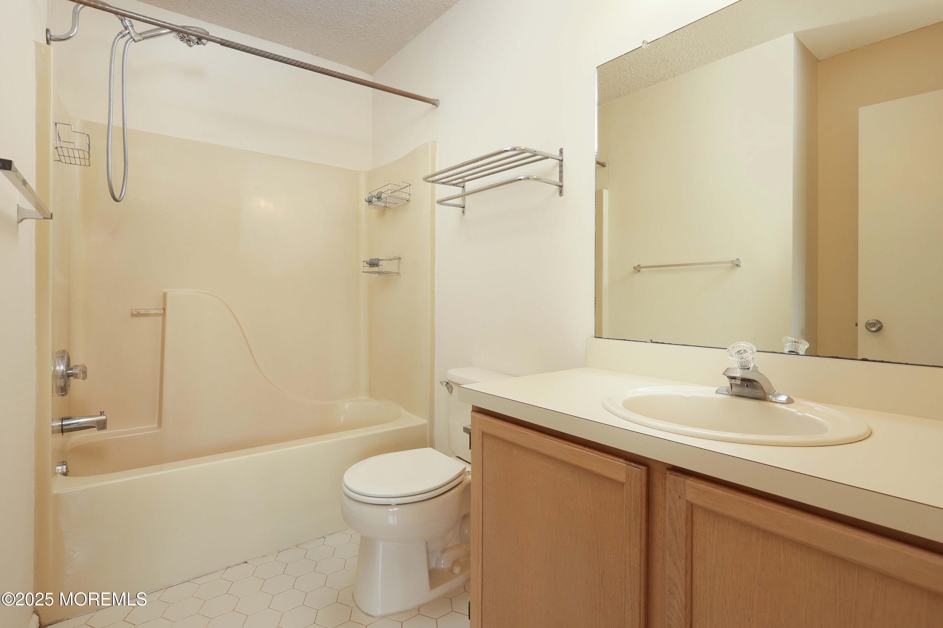 62 Cohasset Court, Holmdel, NJ, 07733 image 23