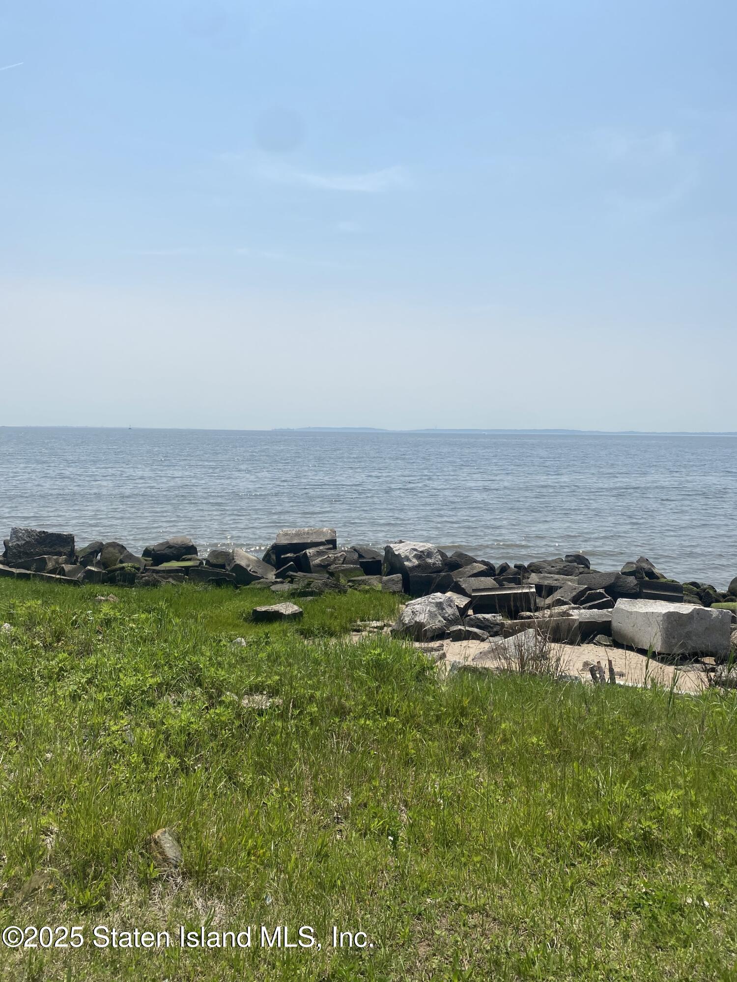 533 Tennyson Drive, Staten Island, NY, 10312 image 10