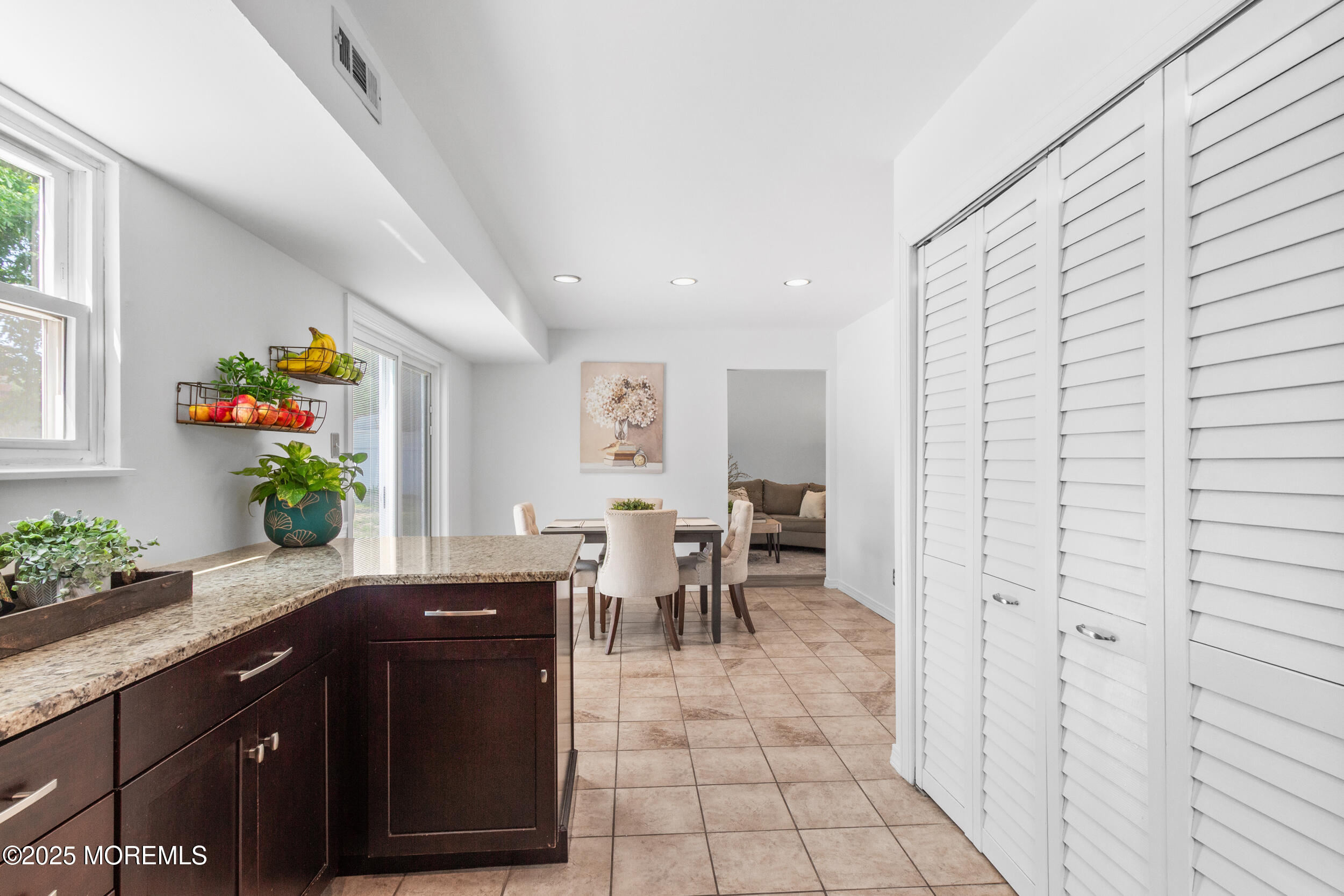 10 Barre Drive, Howell, NJ, 07731 image 16