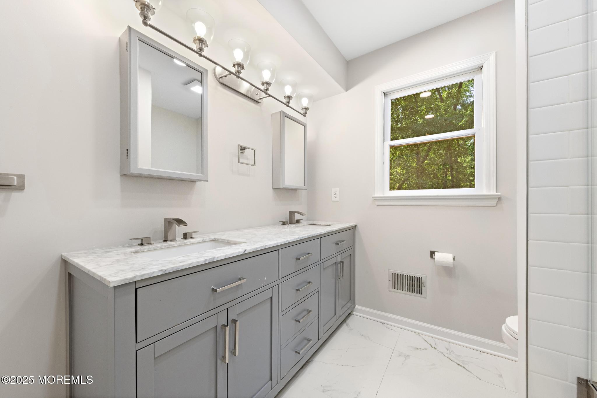 9 Seven Oaks Drive, Holmdel, NJ, 07733 image 35