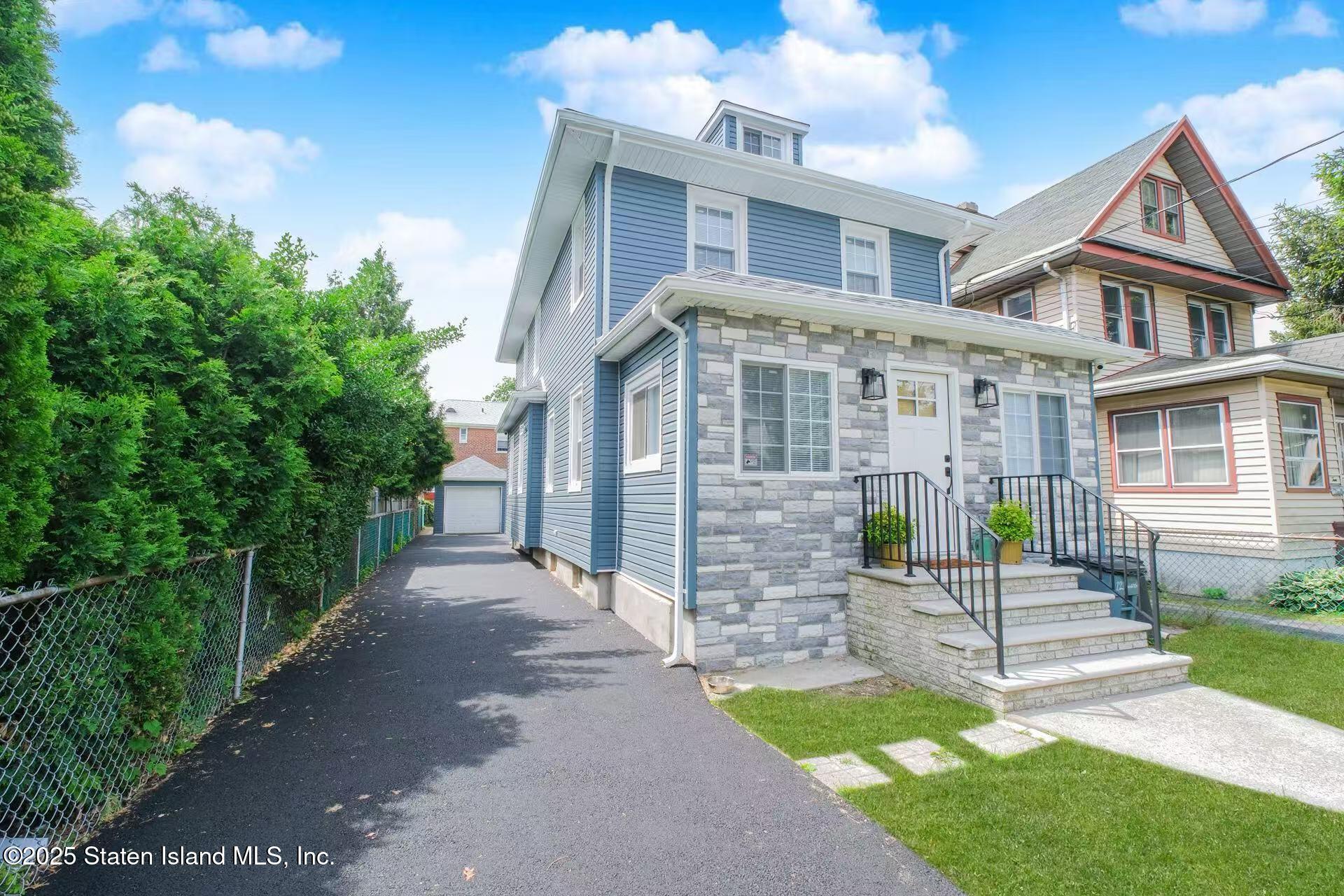 12 Livingston Court Image 3