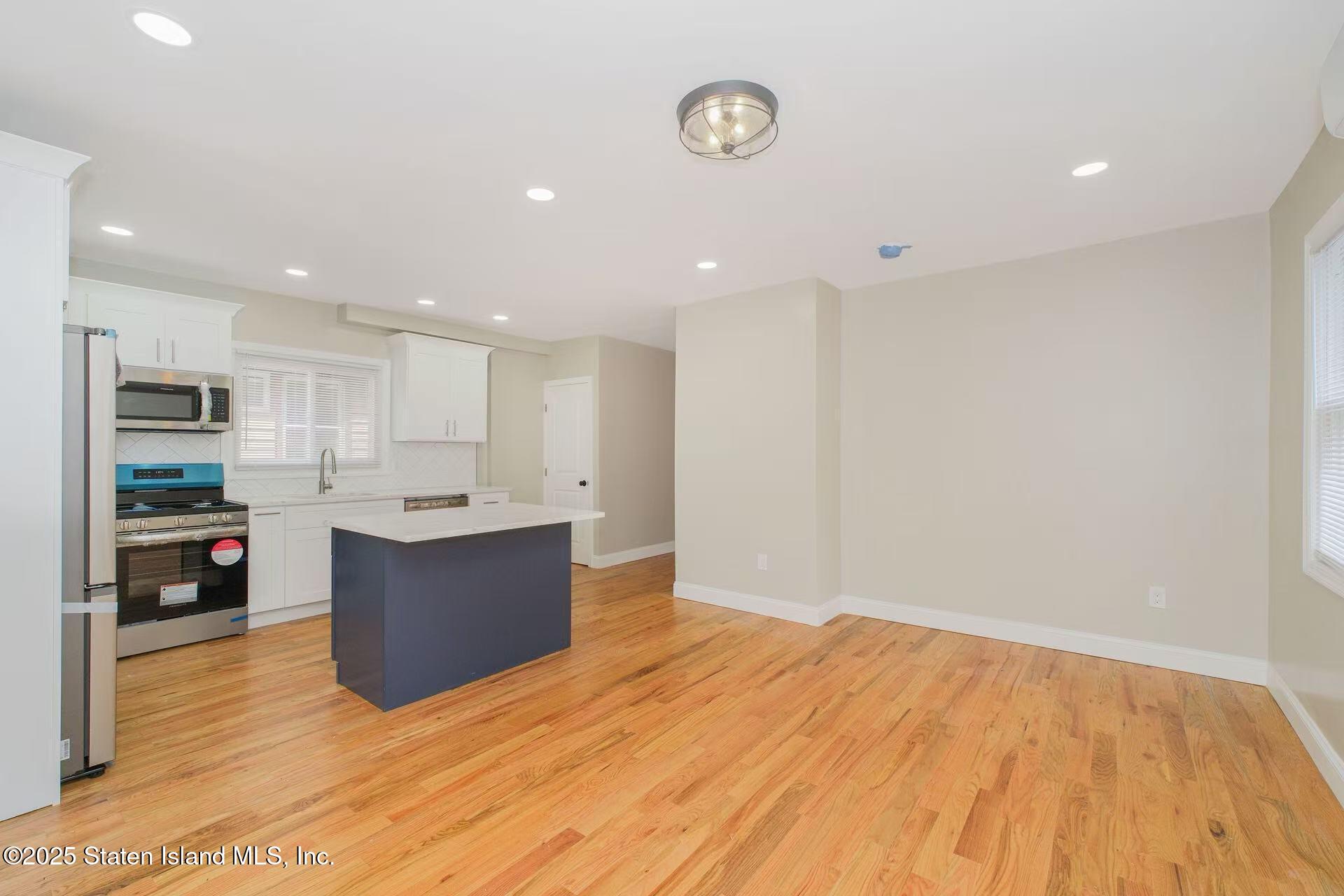 12 Livingston Court, Staten Island, NY, 10310 image 13