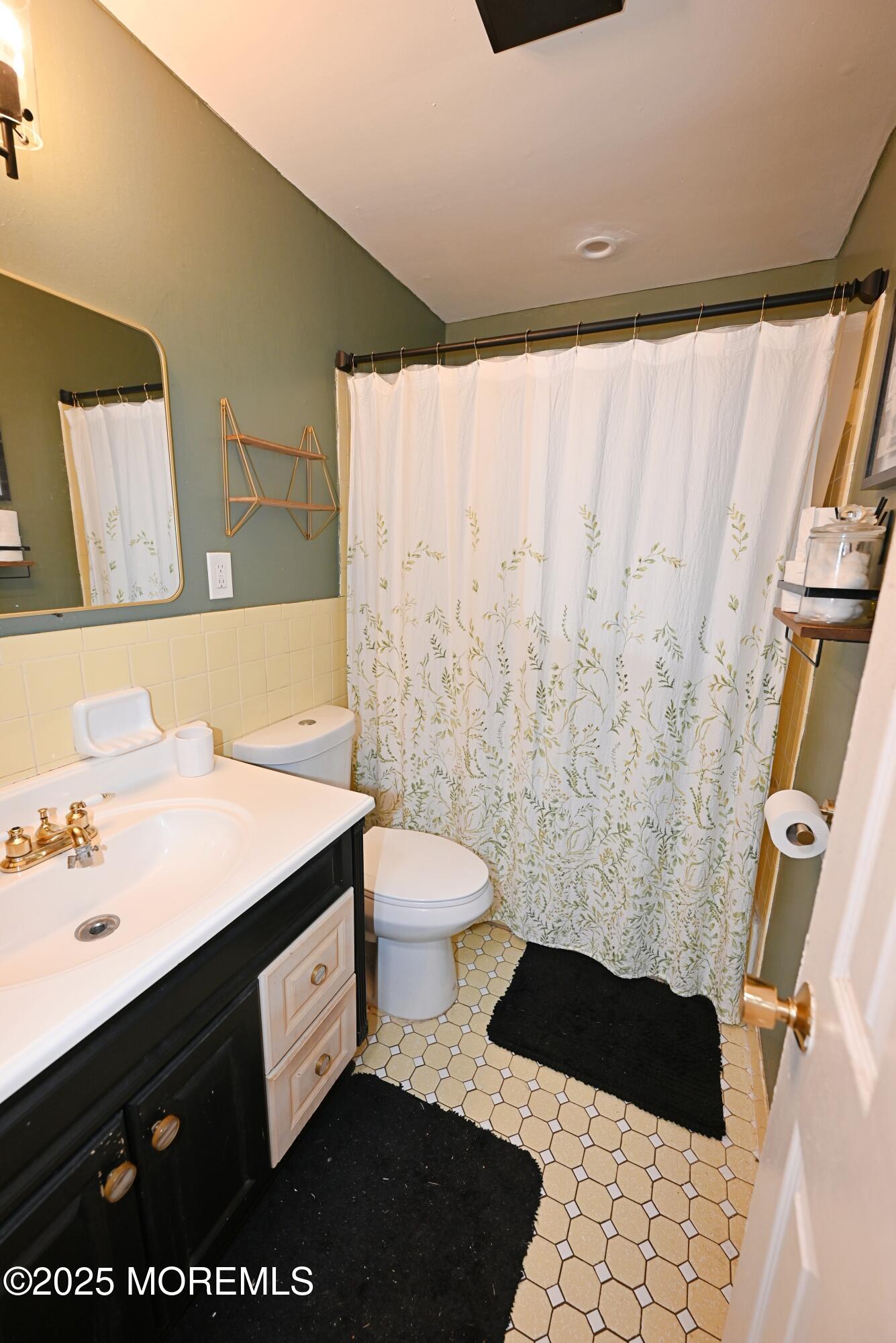 8 Michelle Avenue, Old Bridge, NJ, 08857 image 12