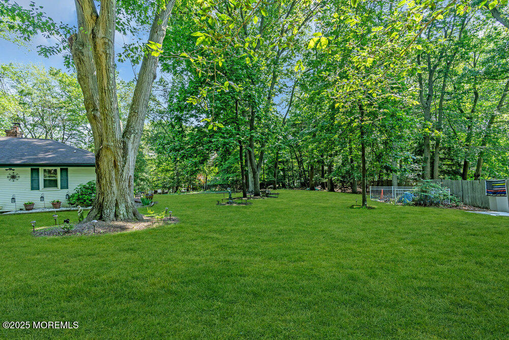 7 E Parkway Place, Holmdel, NJ, 07733 image 24