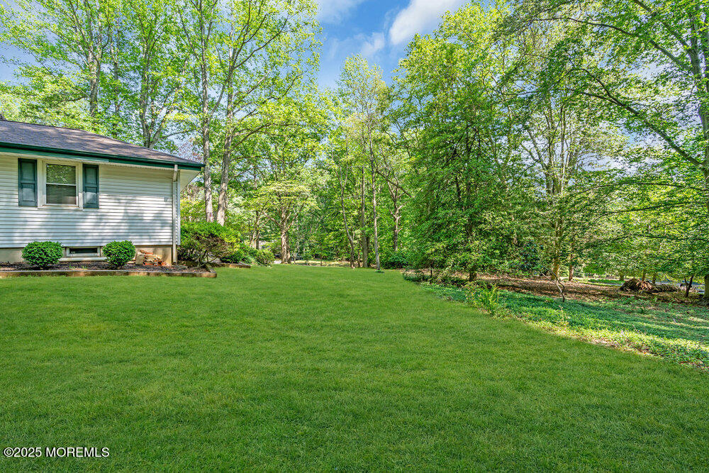 7 E Parkway Place, Holmdel, NJ, 07733 image 25