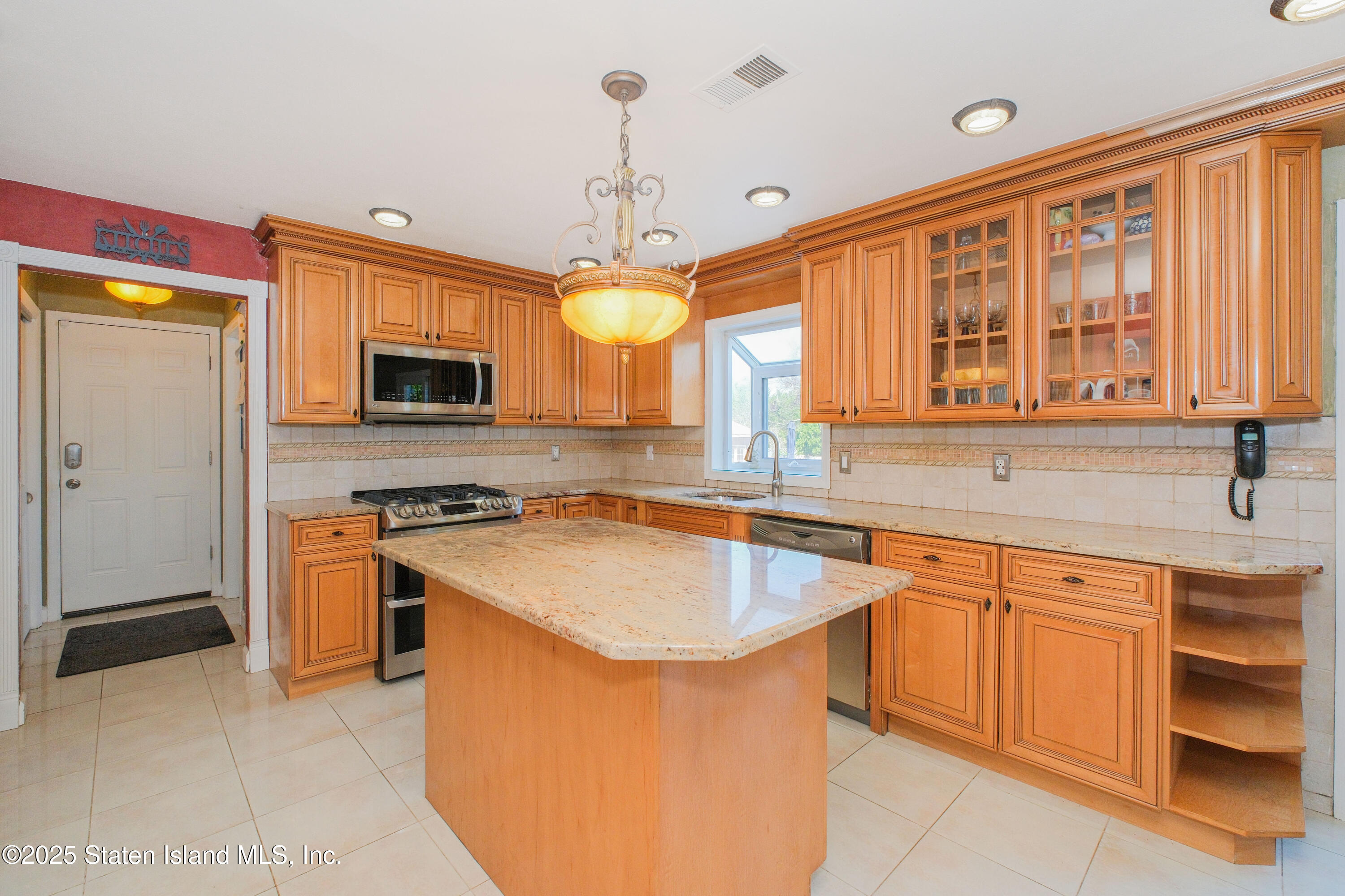 5 Haywood Street, Staten Island, NY, 10307 image 12