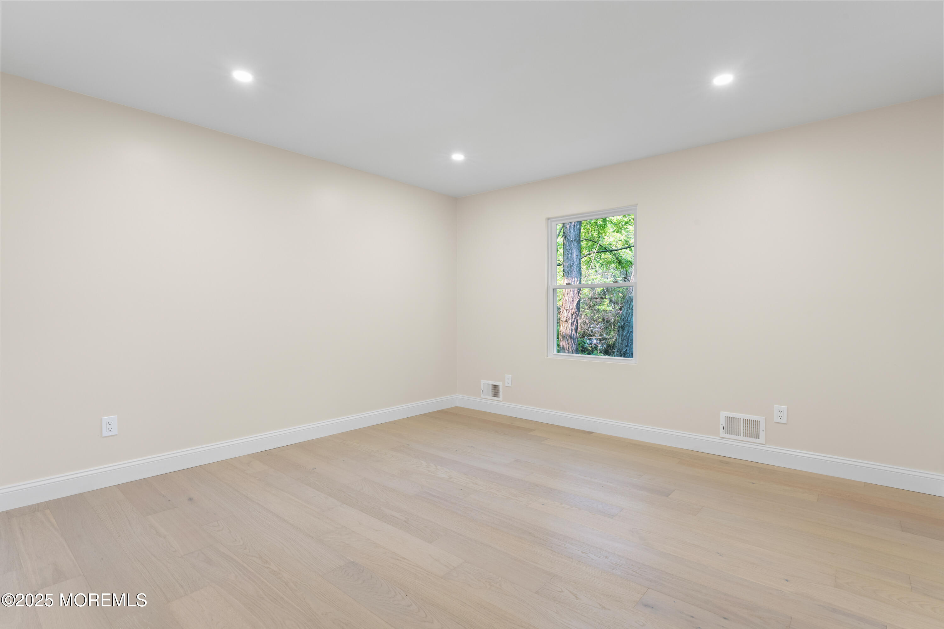 5 Rose Street, Lincroft, NJ, 07738 image 31
