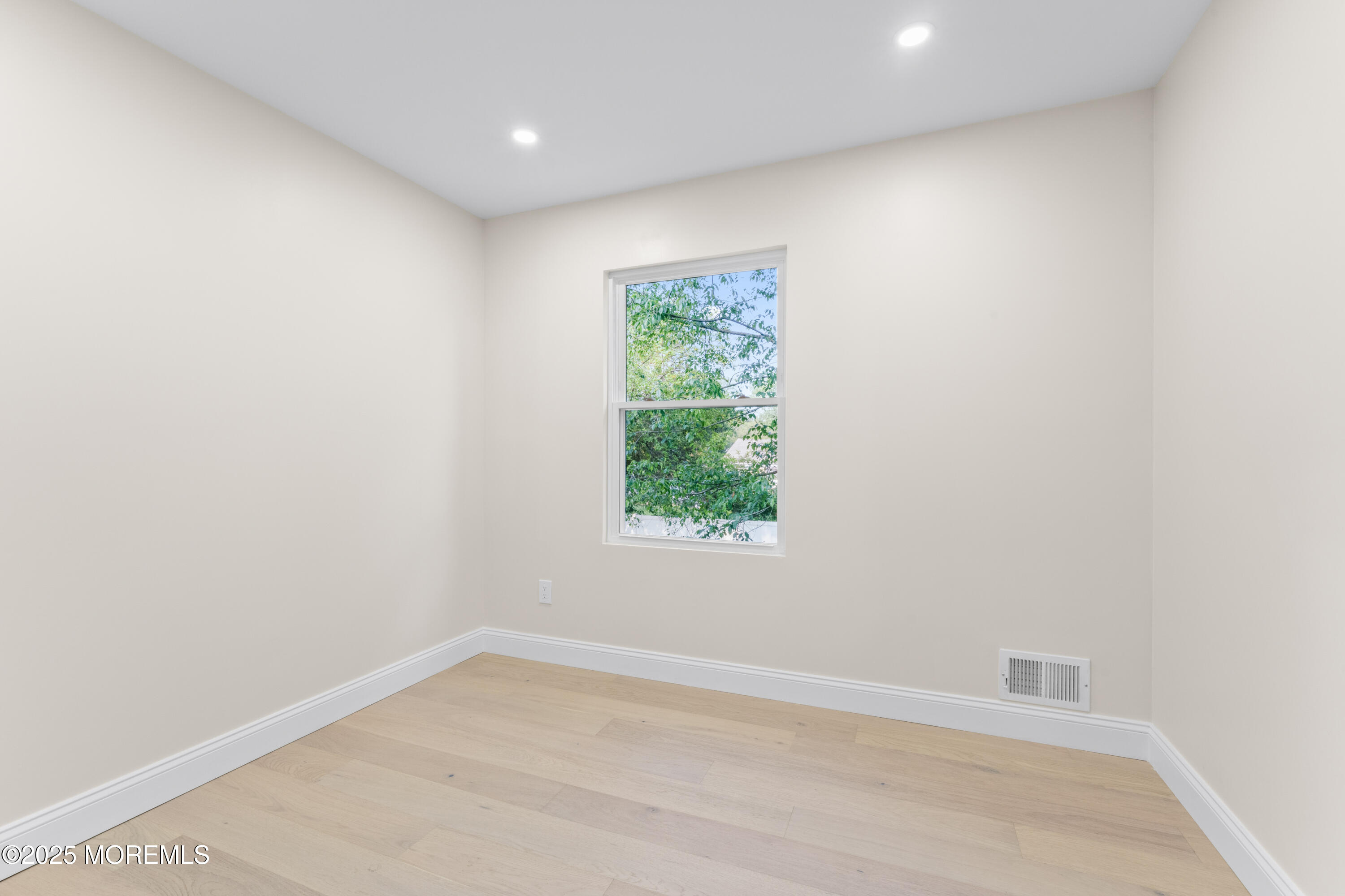 5 Rose Street, Lincroft, NJ, 07738 image 24