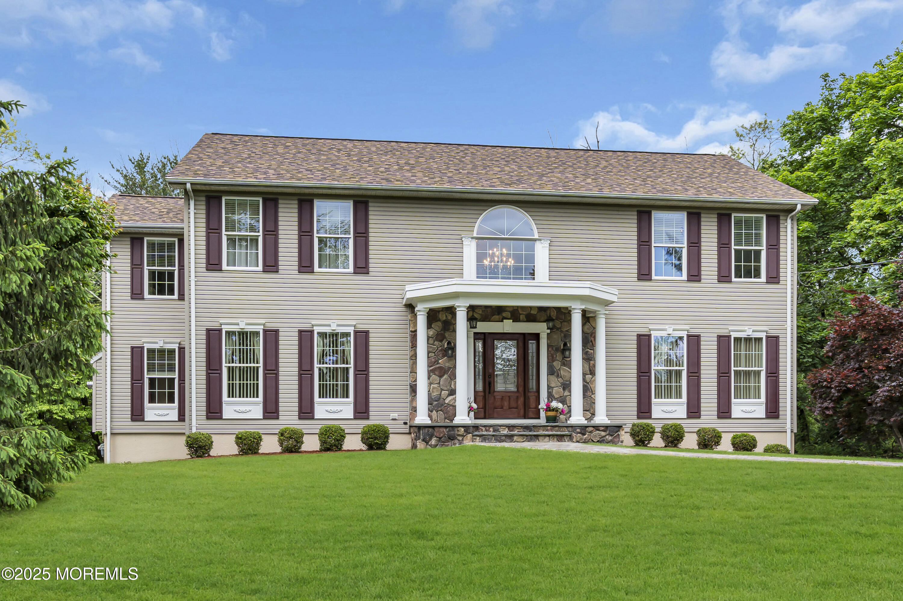 16 West Avenue, Gladstone, NJ, 07934