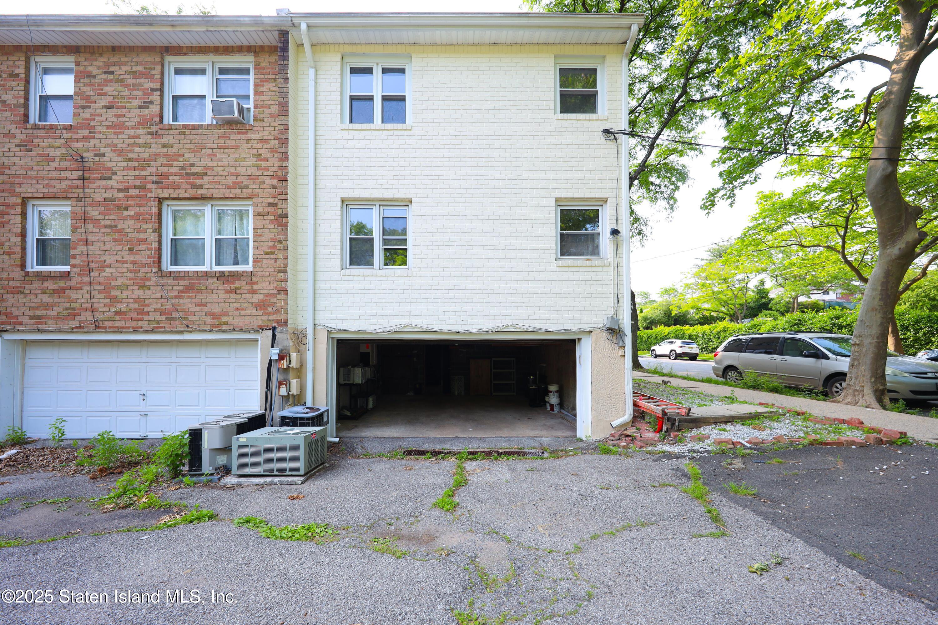 2 Remsen Street, Staten Island, NY, 10304 image 26