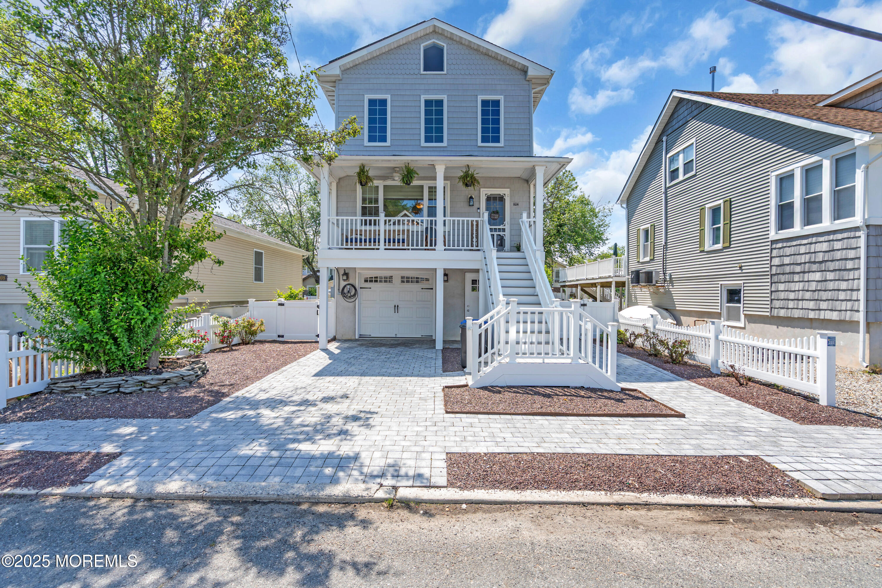 604 Anglesea Avenue Image 2