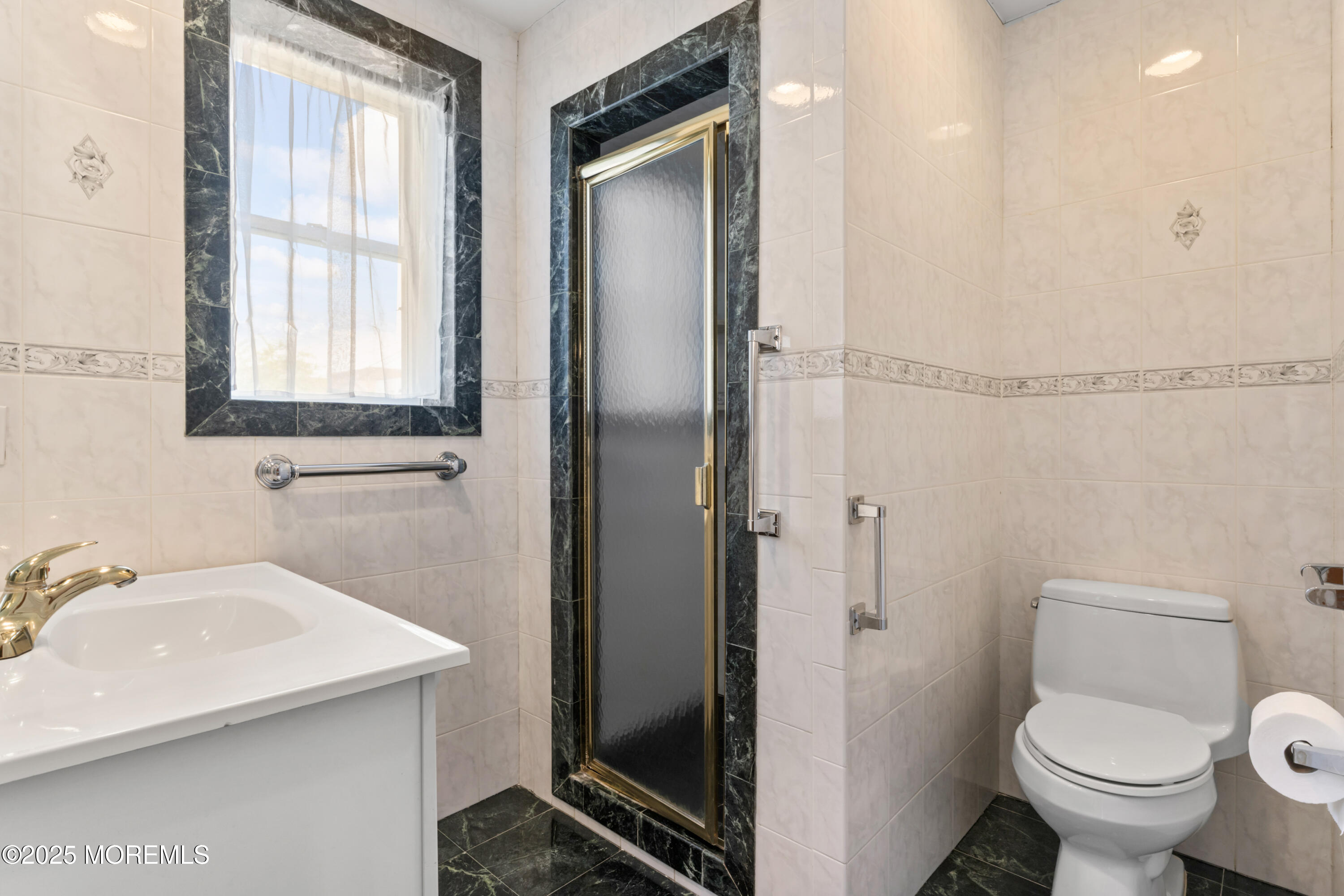 42 Chestnut Street, Red Bank, NJ, 07701 image 16