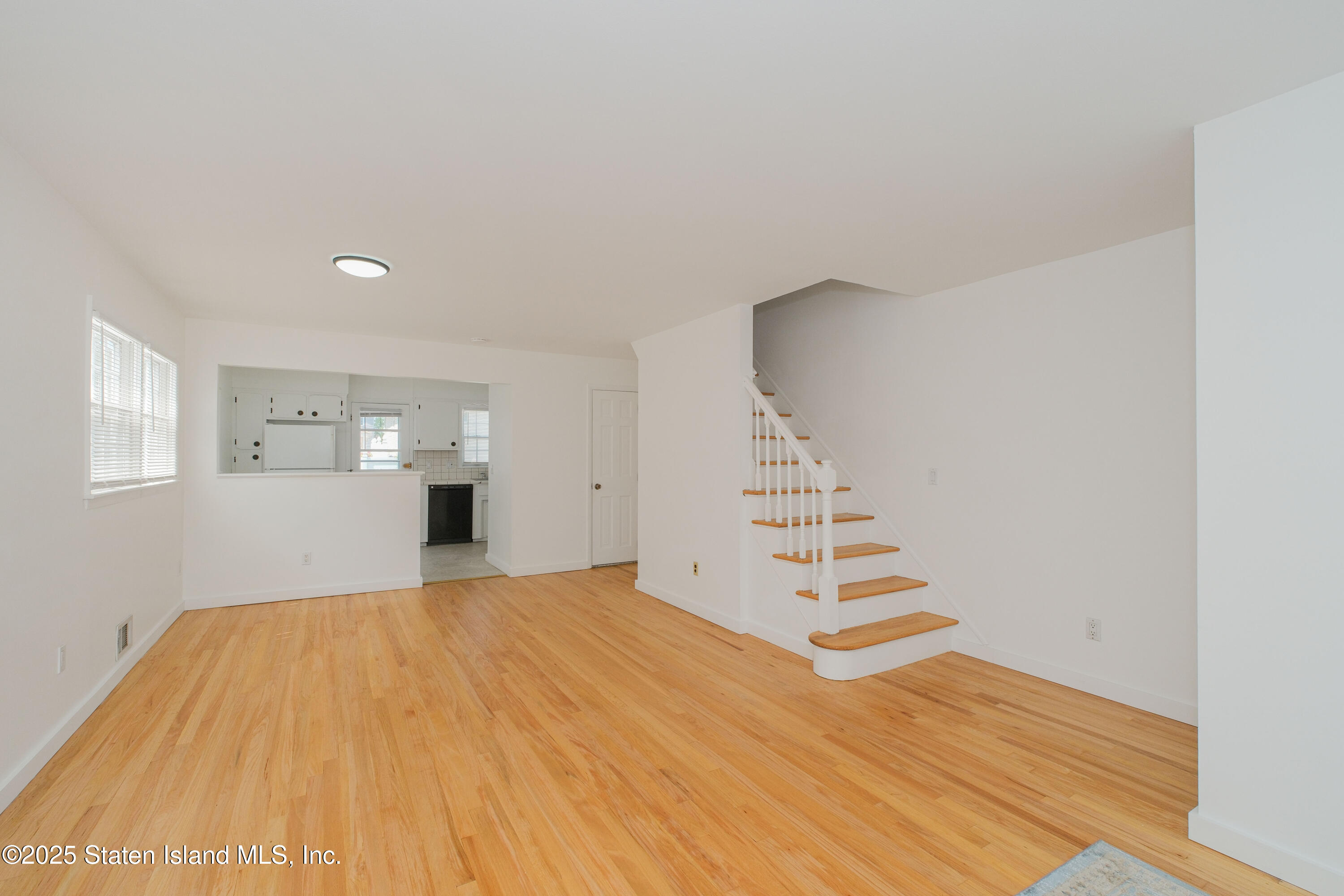 486 Armstrong Avenue, Staten Island, NY, 10308 image 8