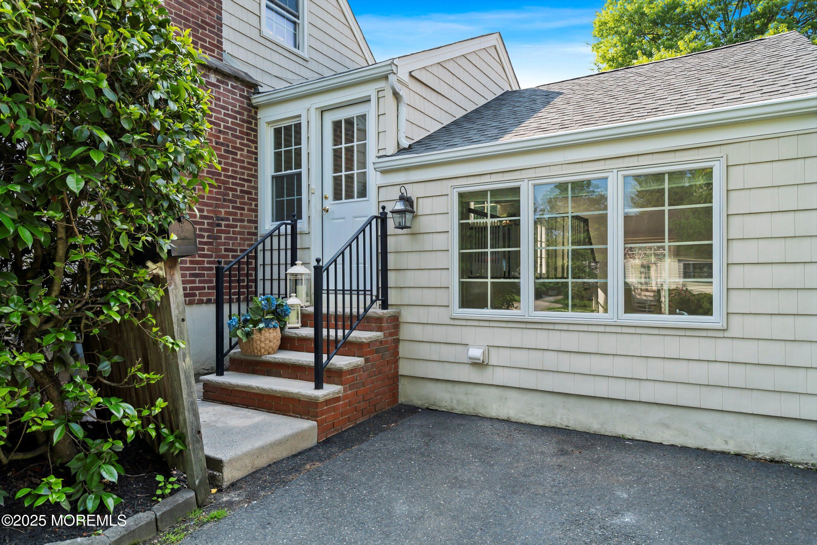 97 Woodbine Avenue, Little Silver, NJ, 07739 image 31