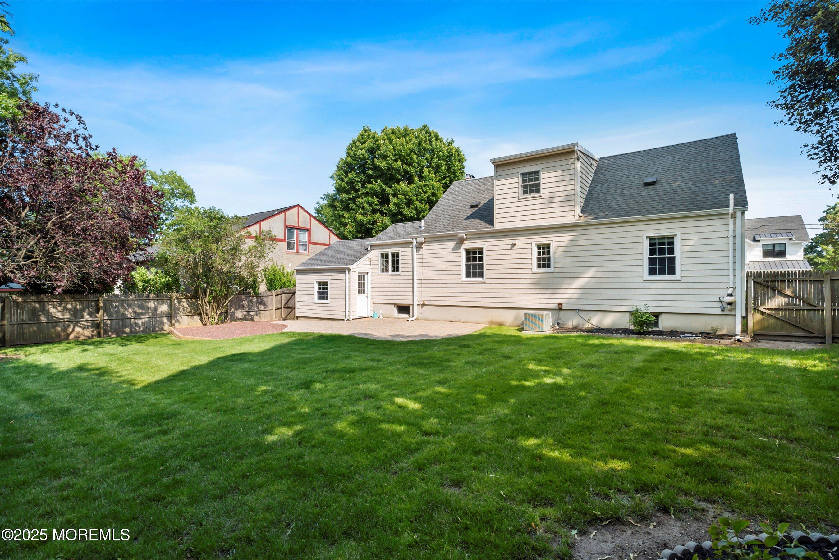 97 Woodbine Avenue, Little Silver, NJ, 07739 image 37