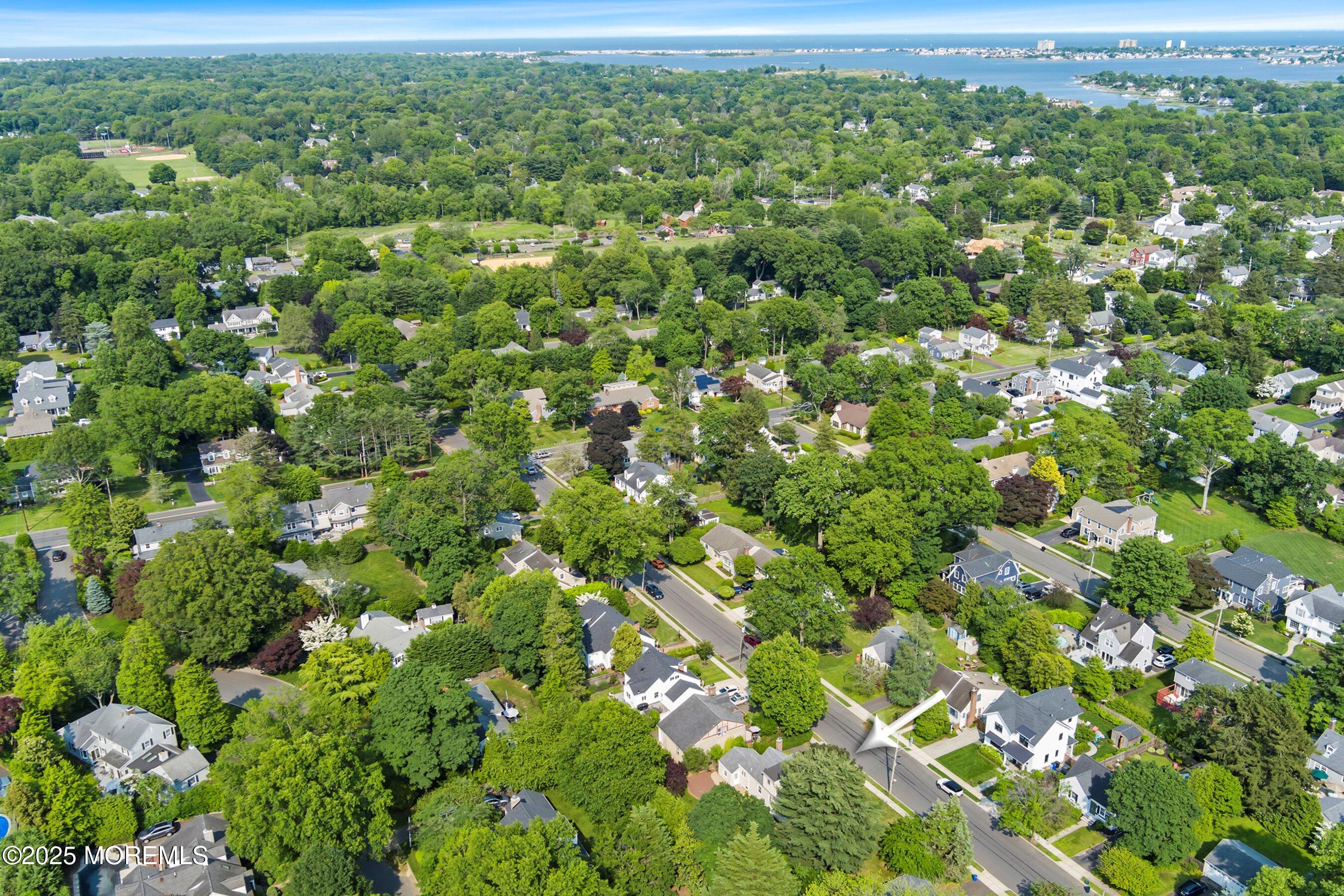 97 Woodbine Avenue, Little Silver, NJ, 07739 image 39