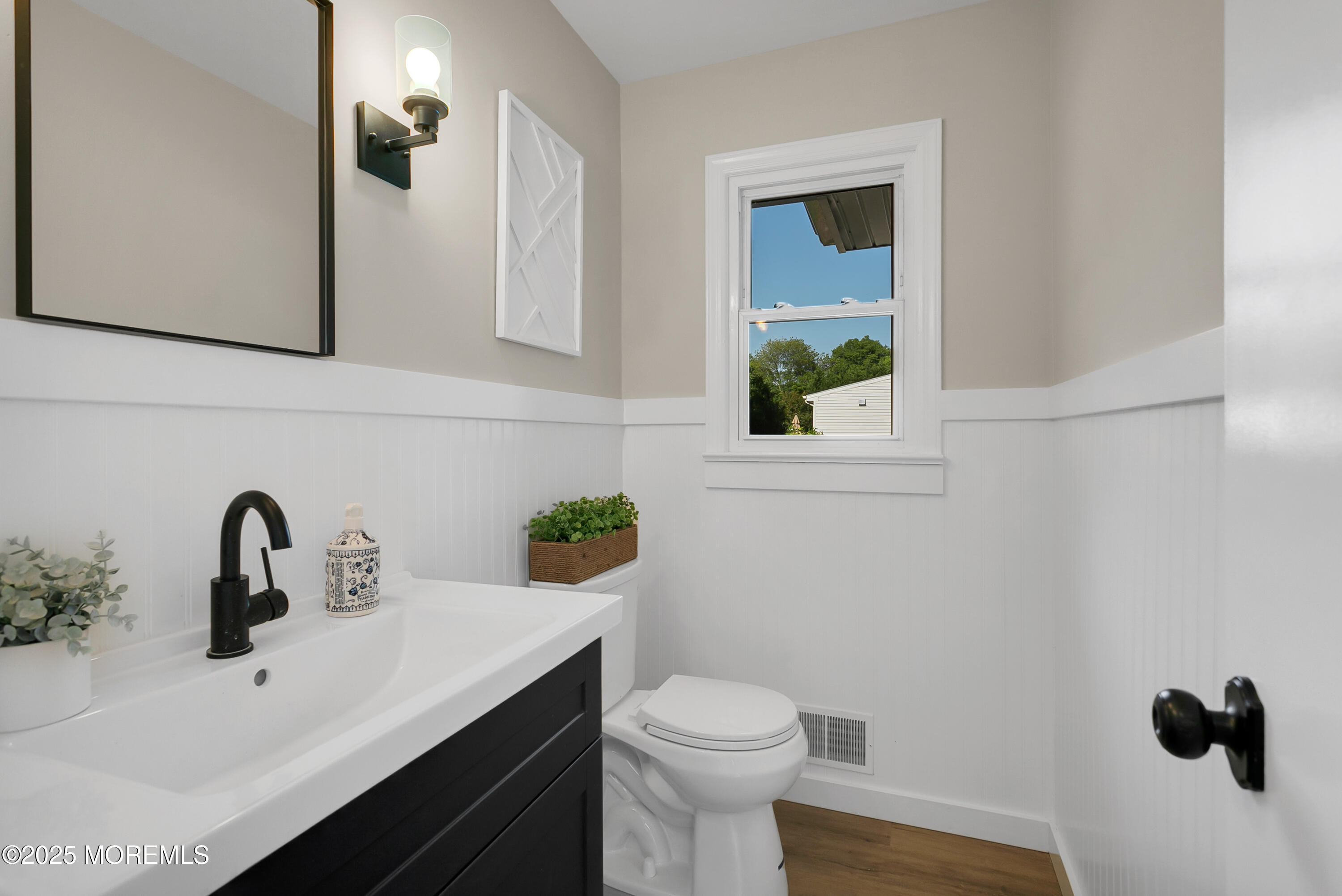 17 Woods End Road, Middletown, NJ, 07748 image 16
