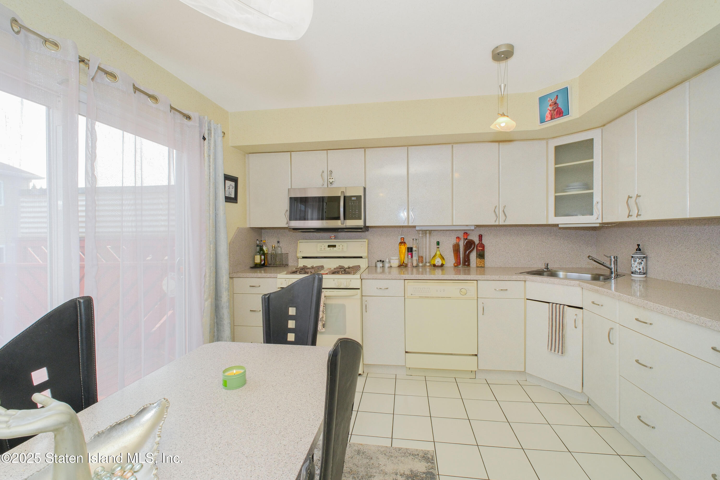 23 Peggy Lane, Staten Island, NY, 10306 image 13