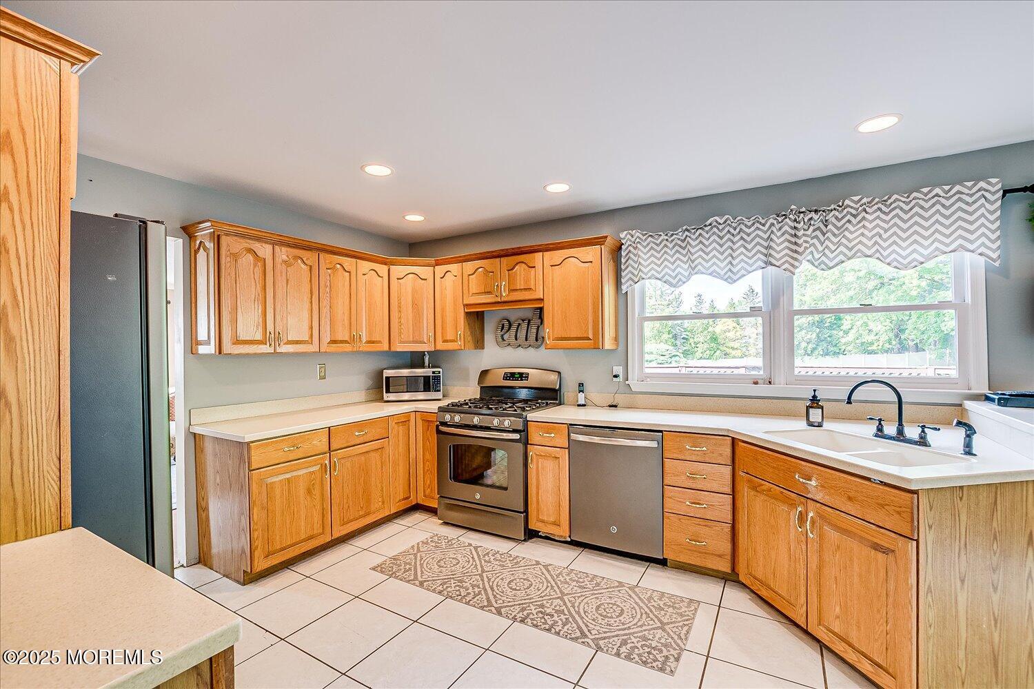 6 Firethorn Road, Old Bridge, NJ, 08857 image 13
