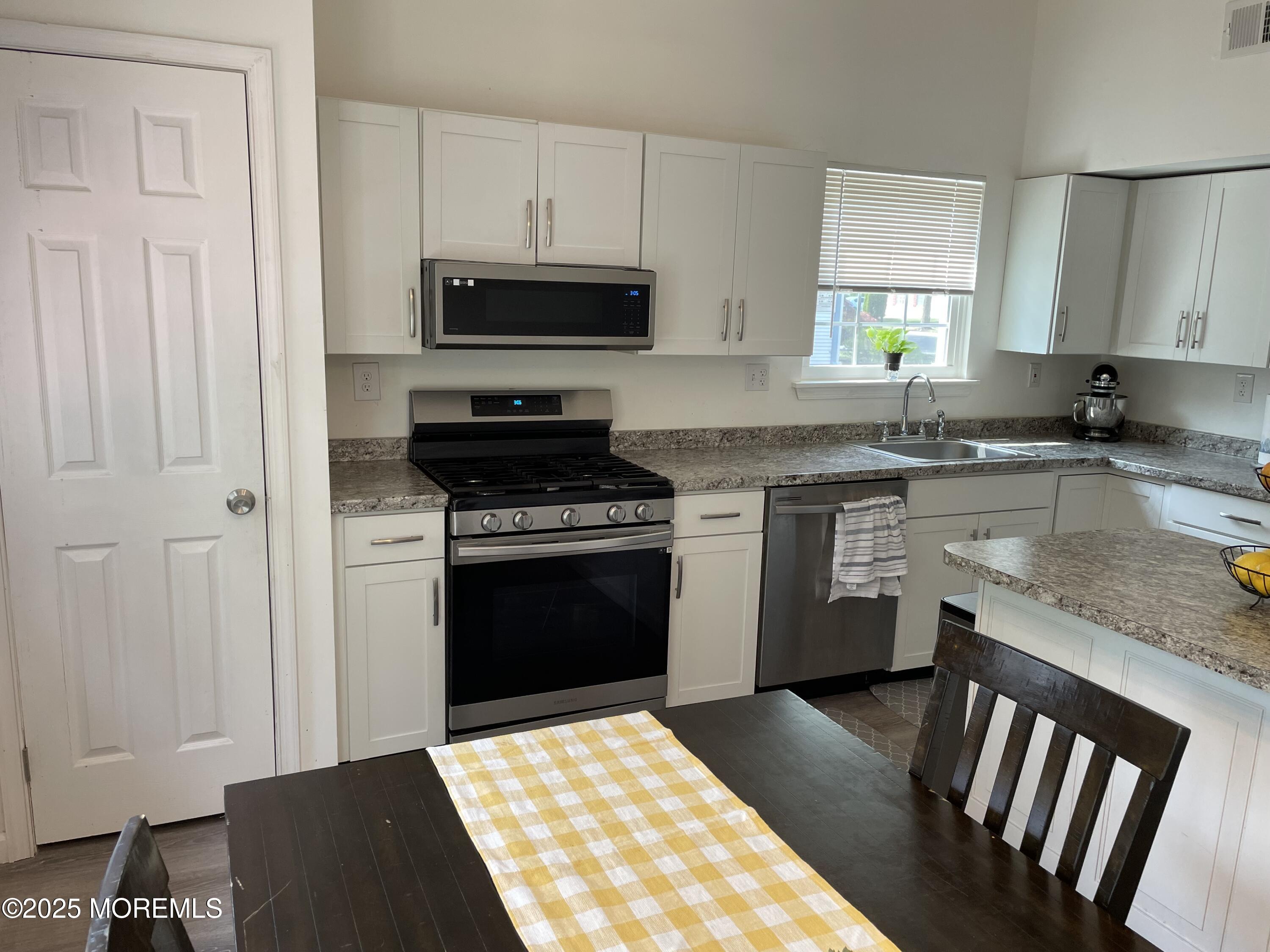 33 Hancock Lane, Manalapan, NJ, 07726 image 11