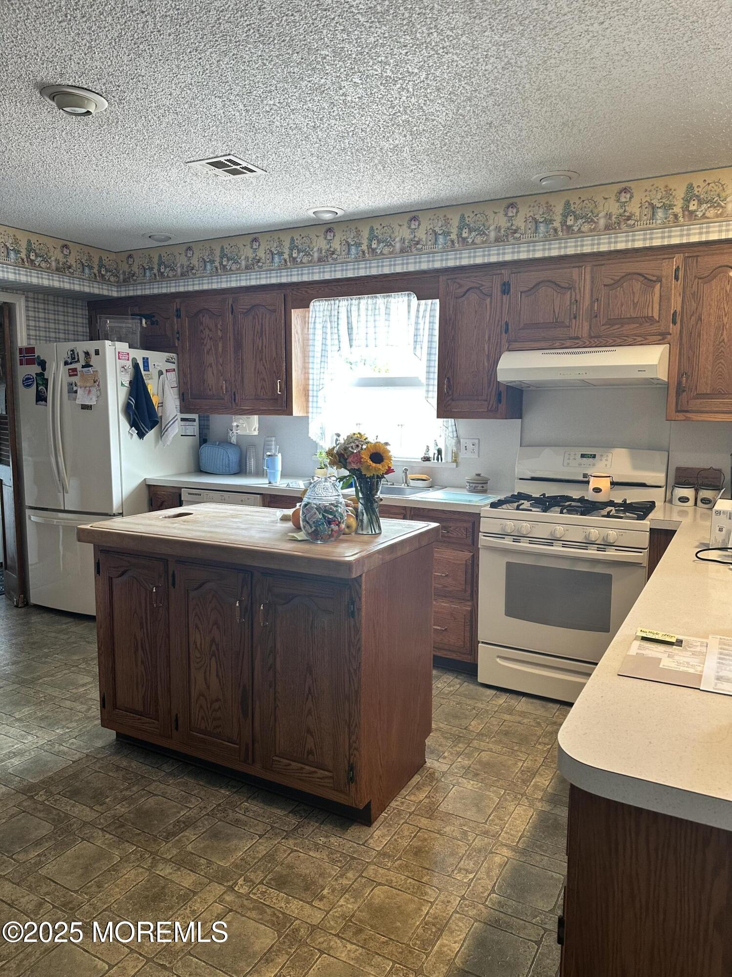88 Doe Court, Brick, NJ, 08723 image 11