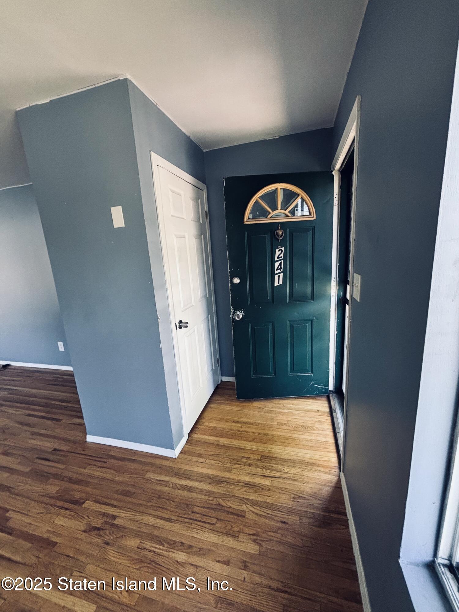 241 Tompkins Avenue, Staten Island, NY, 10304 image 8