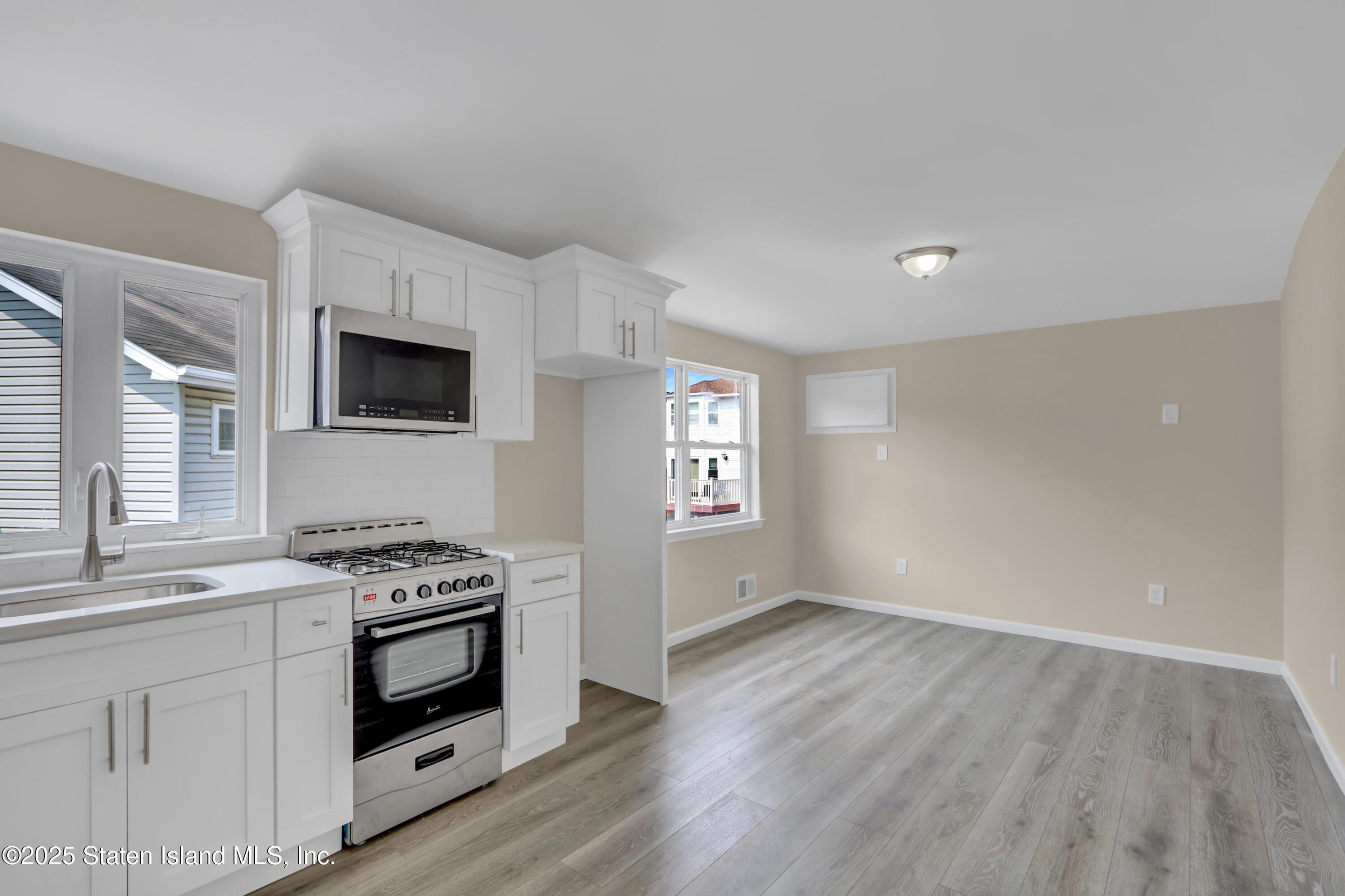 103 Savo, Staten Island, NY, 10309 image 38