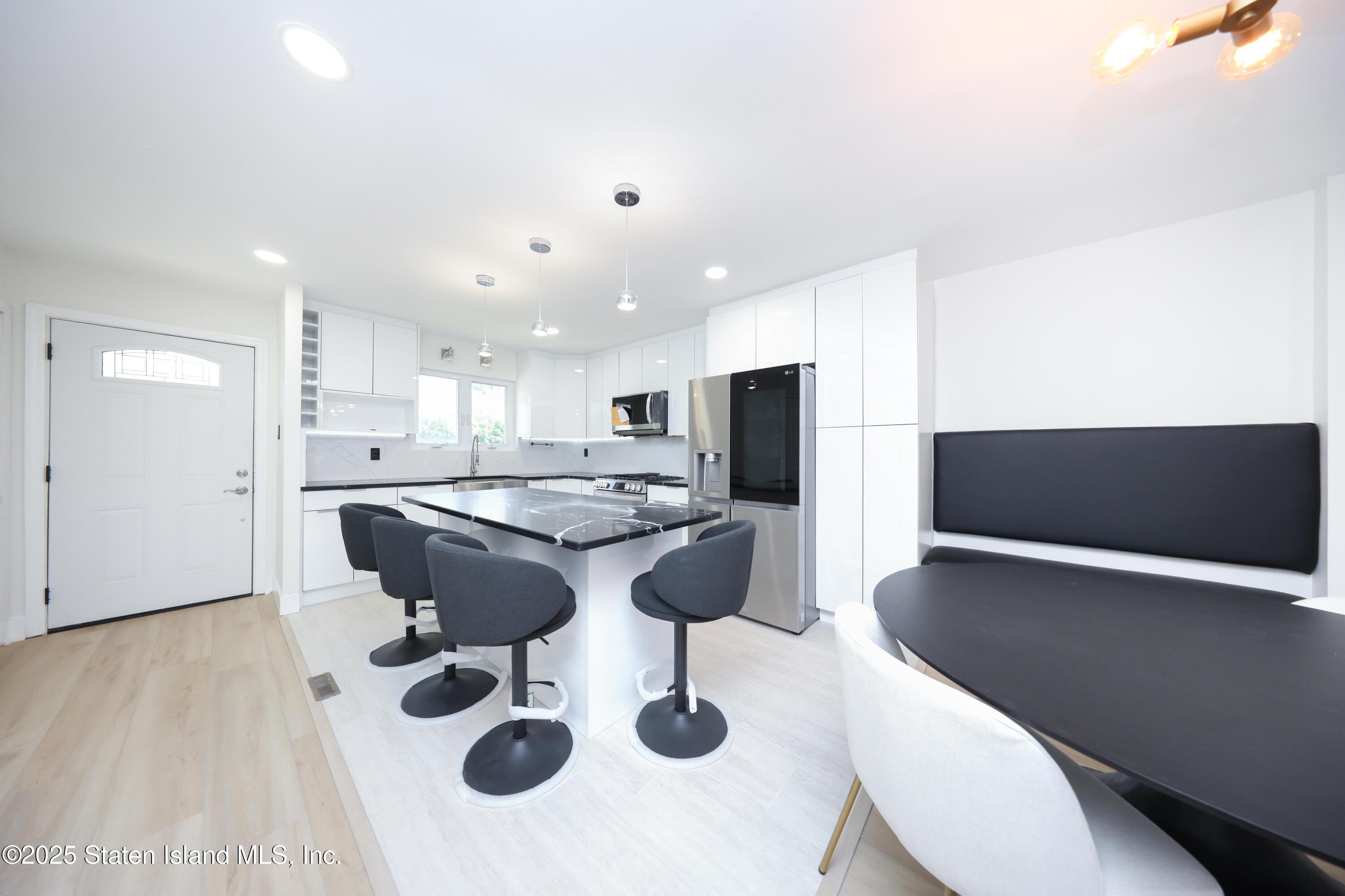 542 Golf View Court, Staten Island, NY, 10314 image 11