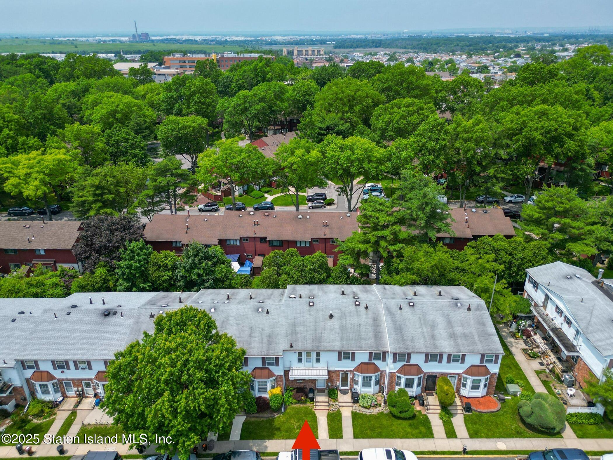 542 Golf View Court, Staten Island, NY, 10314 image 33