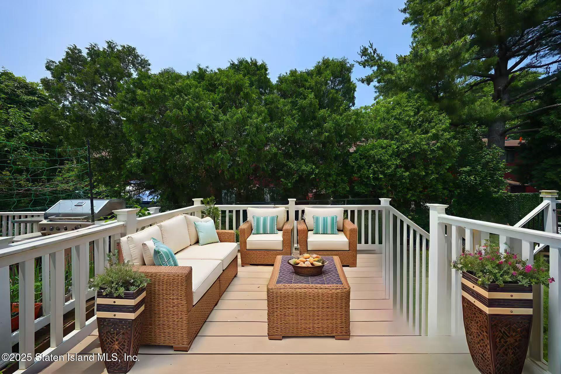 542 Golf View Court, Staten Island, NY, 10314 image 27