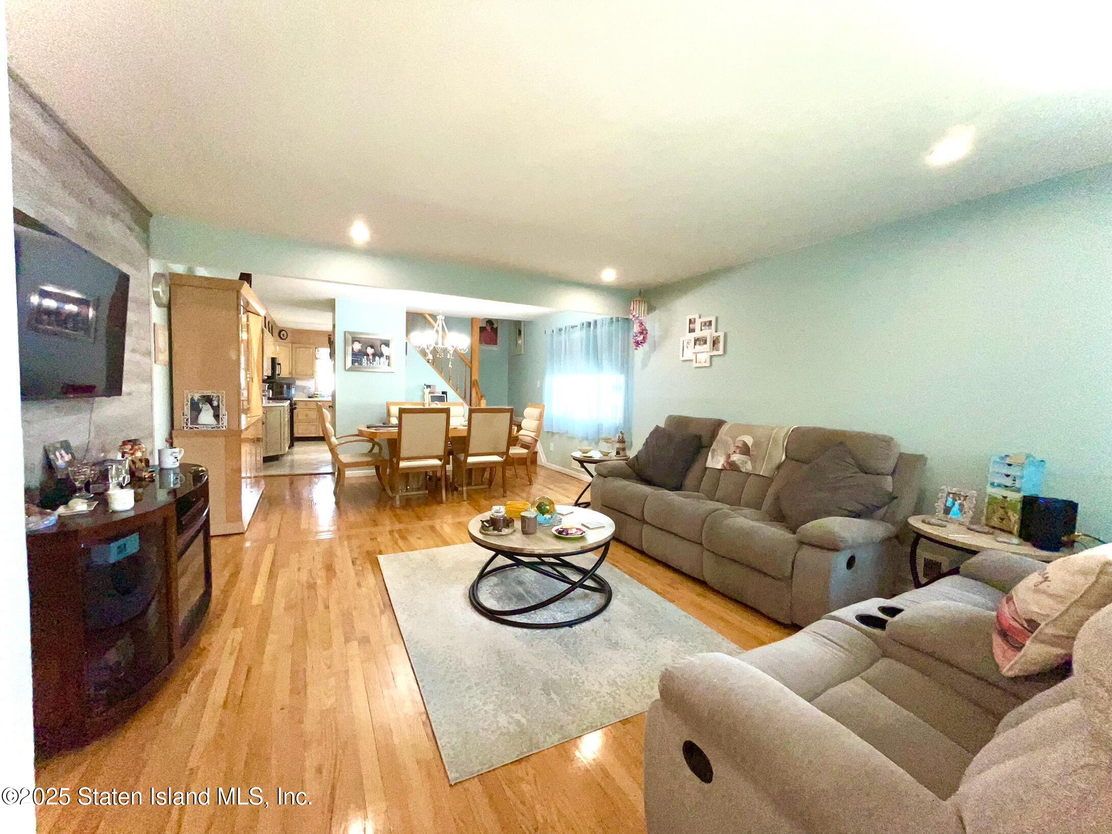 101 Delmore Street Image 3