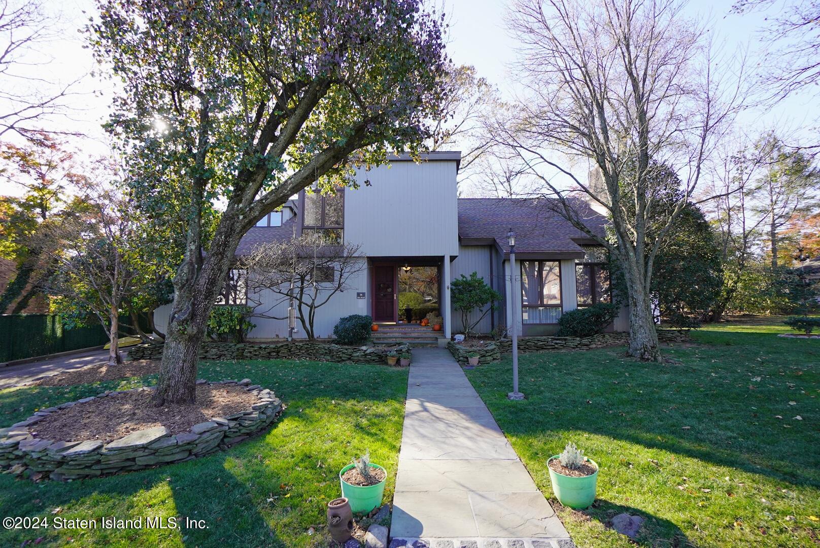 26 Ada Place Image 1