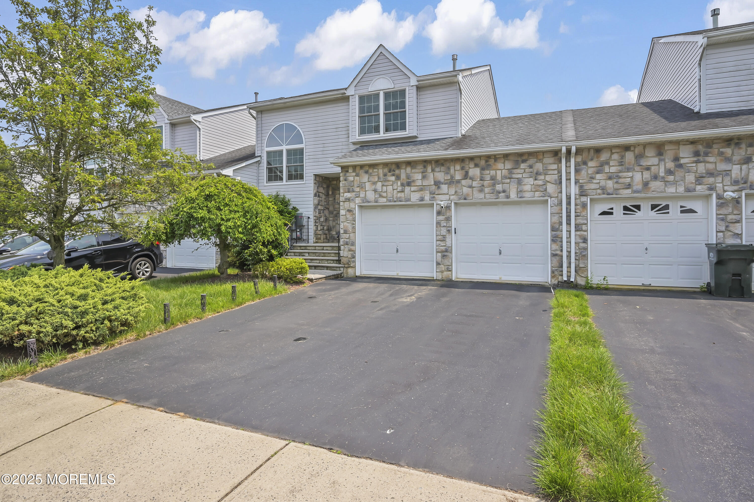 23 Woodpecker Way, Marlboro, NJ, 07746