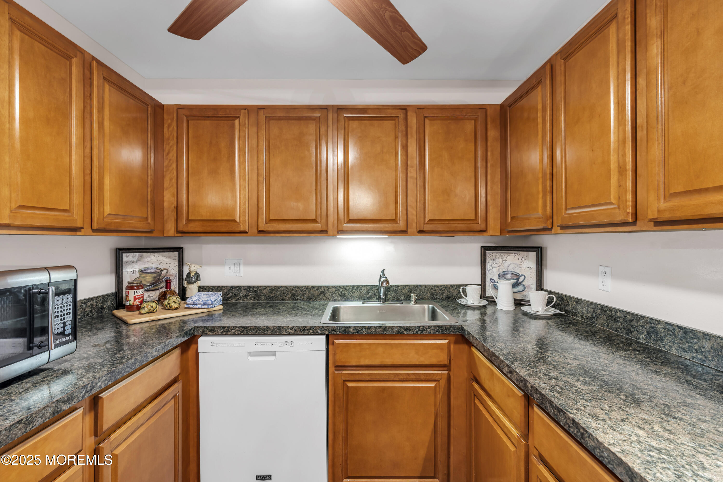 330 Shore Drive E 21, Highlands, NJ, 07732 image 12