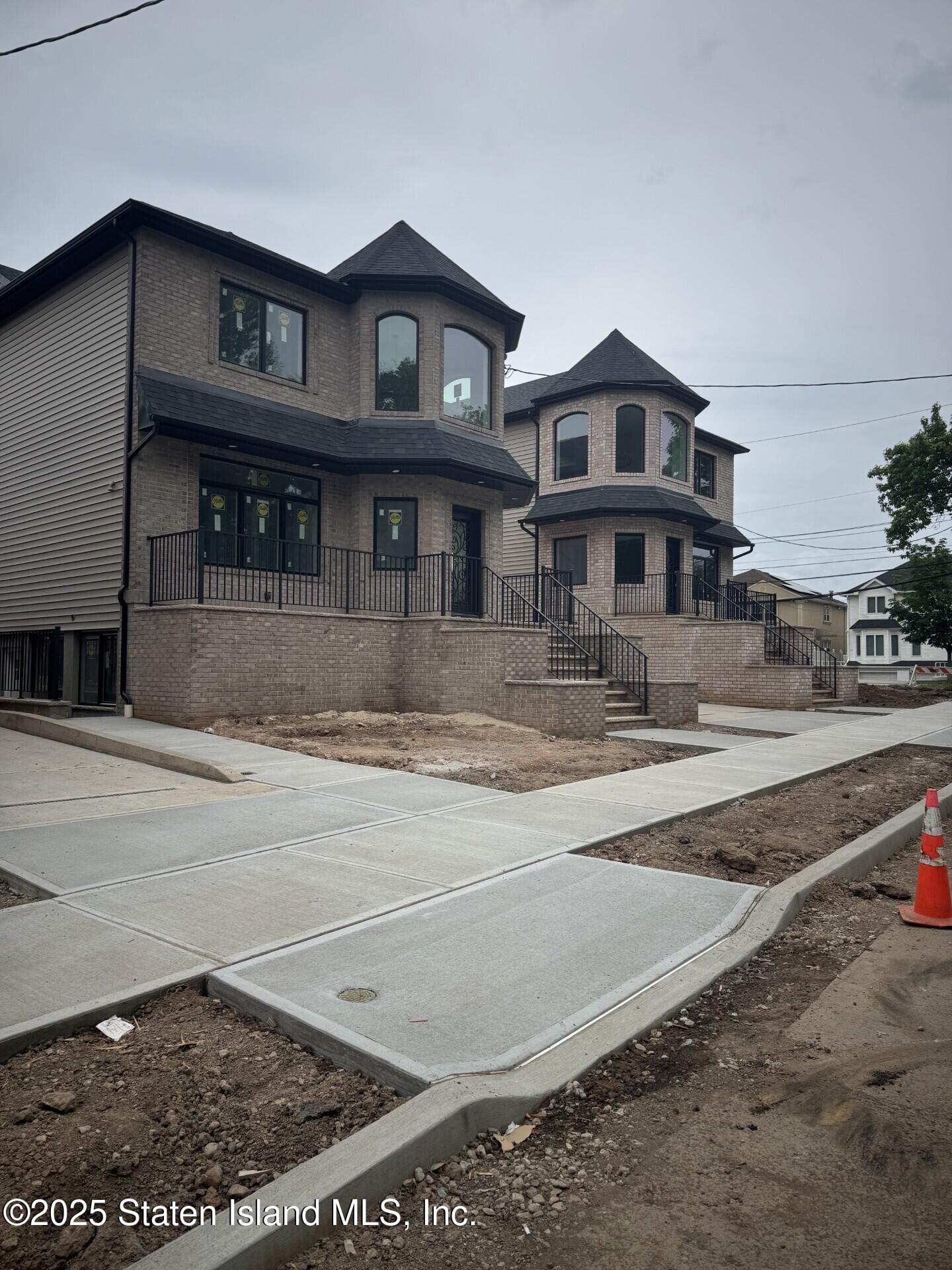 389 Philip Avenue, Staten Island, NY, 10312