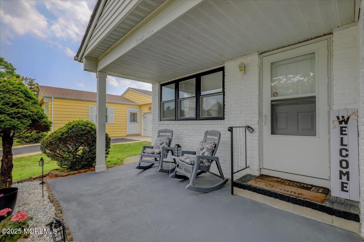 29 Sabinas Street Image 2