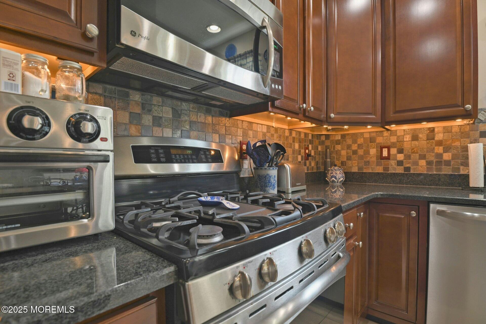21 Blyth Lane, Jackson, NJ, 08527 image 11