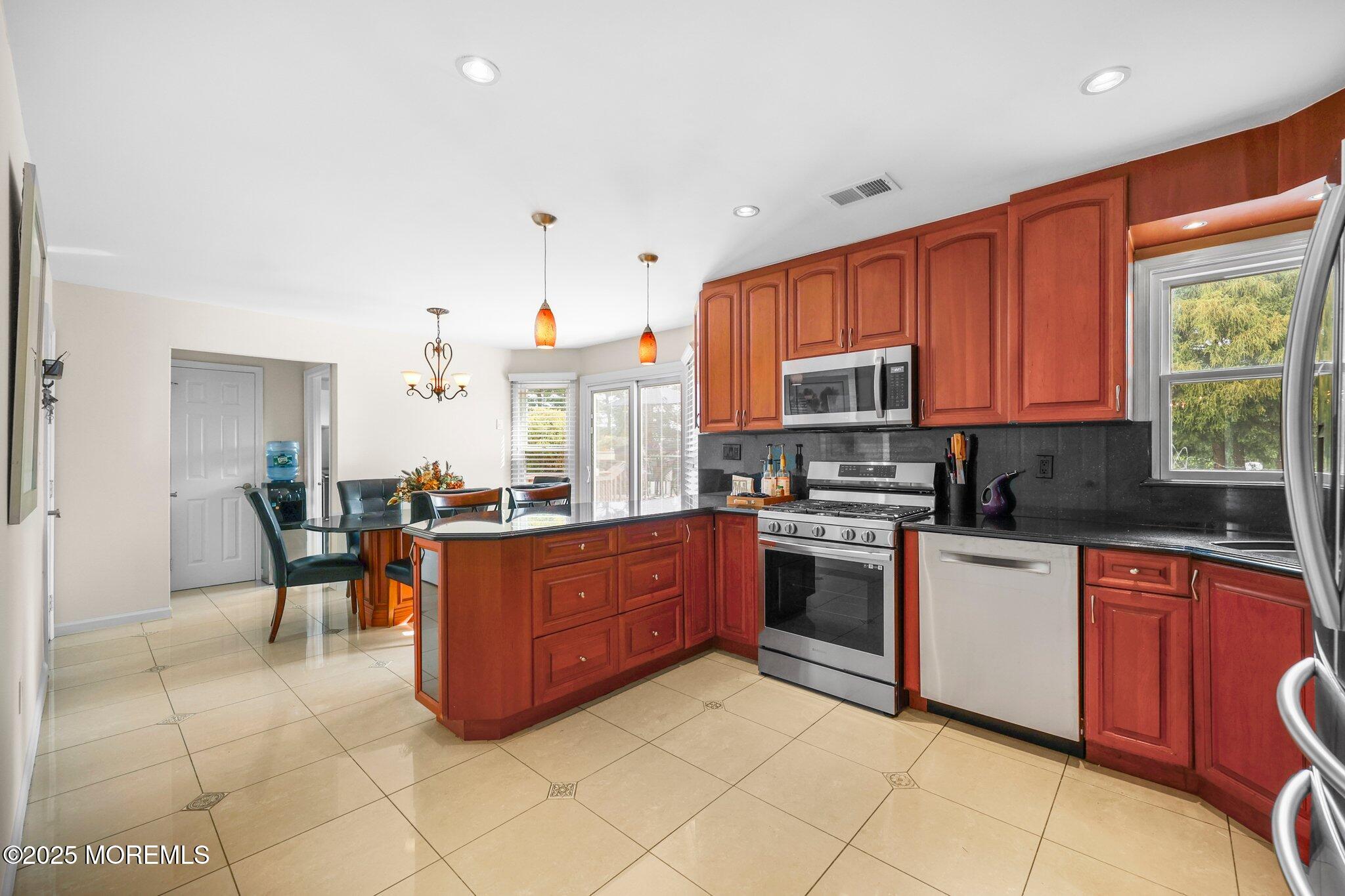 60 Essex Circle, Manalapan, NJ, 07726 image 14