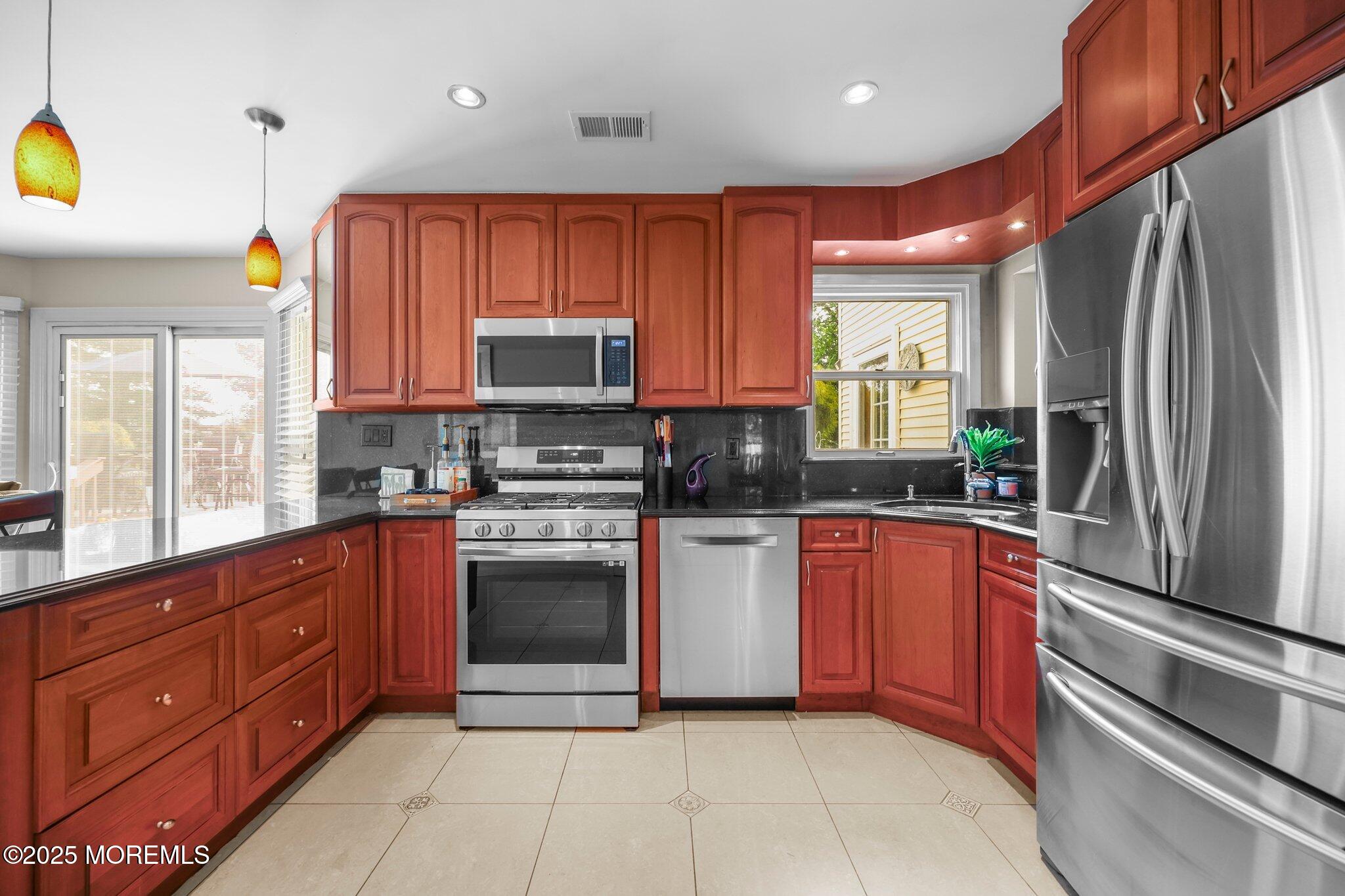 60 Essex Circle, Manalapan, NJ, 07726 image 15