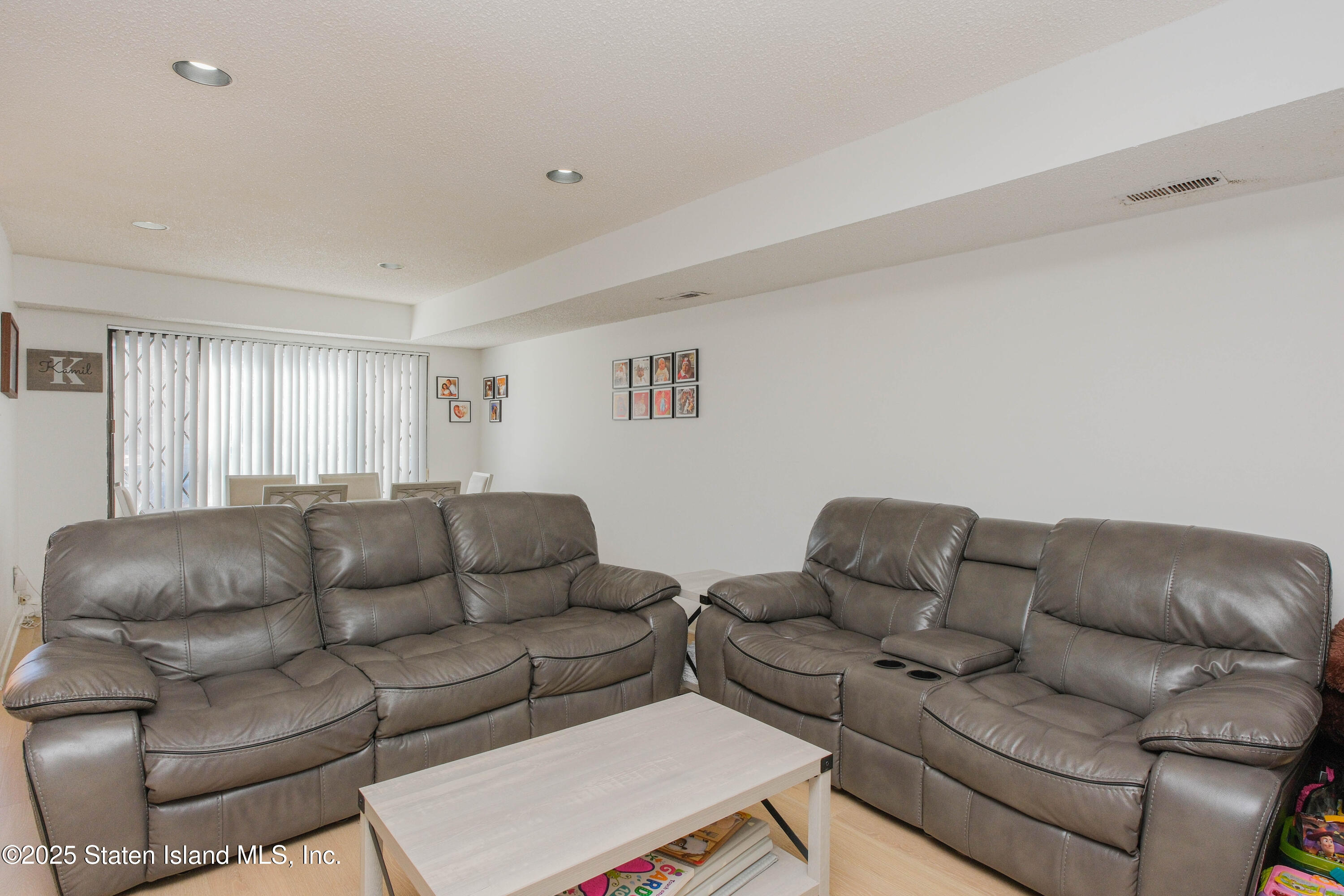 9 Rolling Hill Green, Staten Island, NY, 10312 image 6