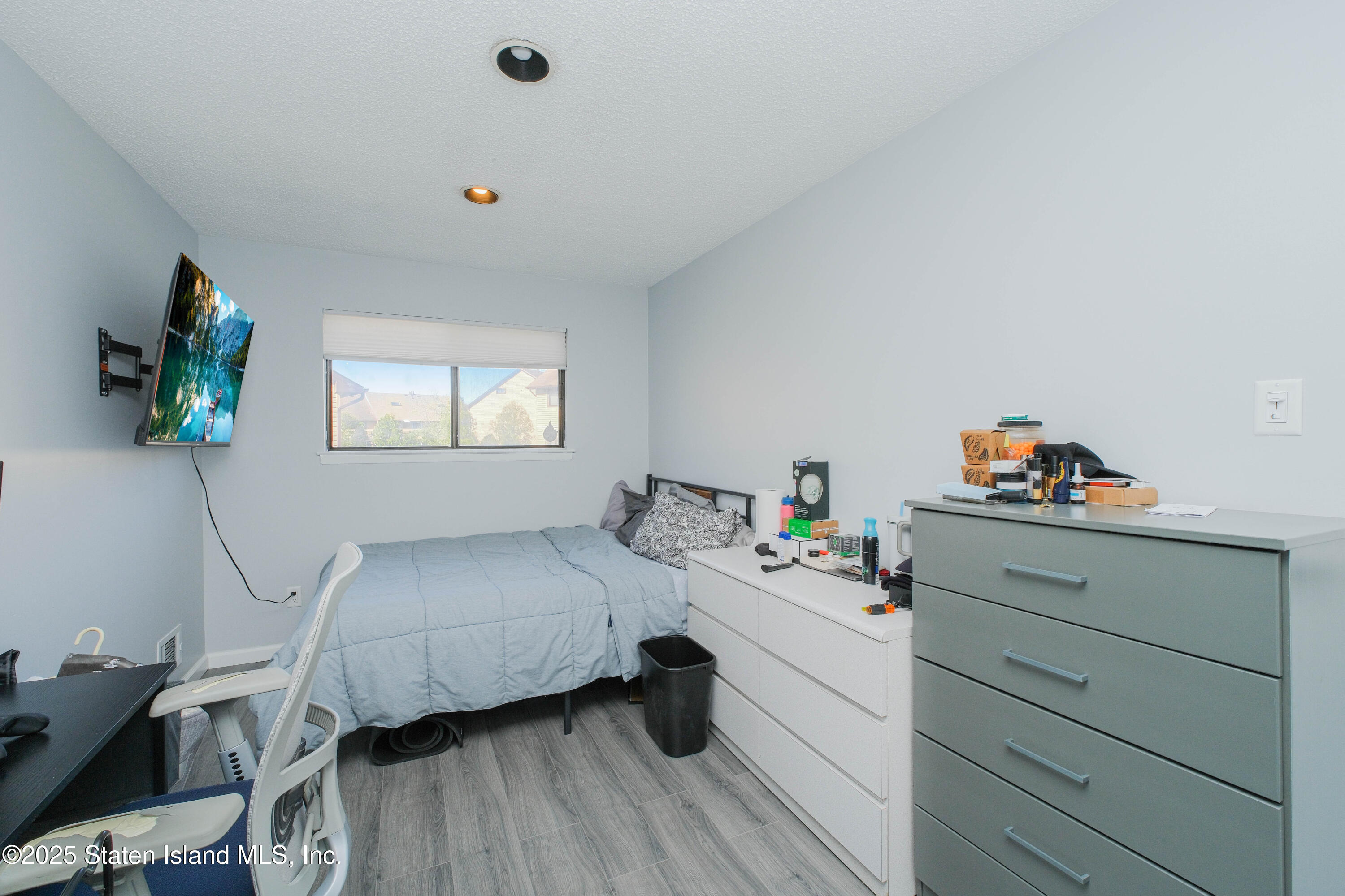 9 Rolling Hill Green, Staten Island, NY, 10312 image 23