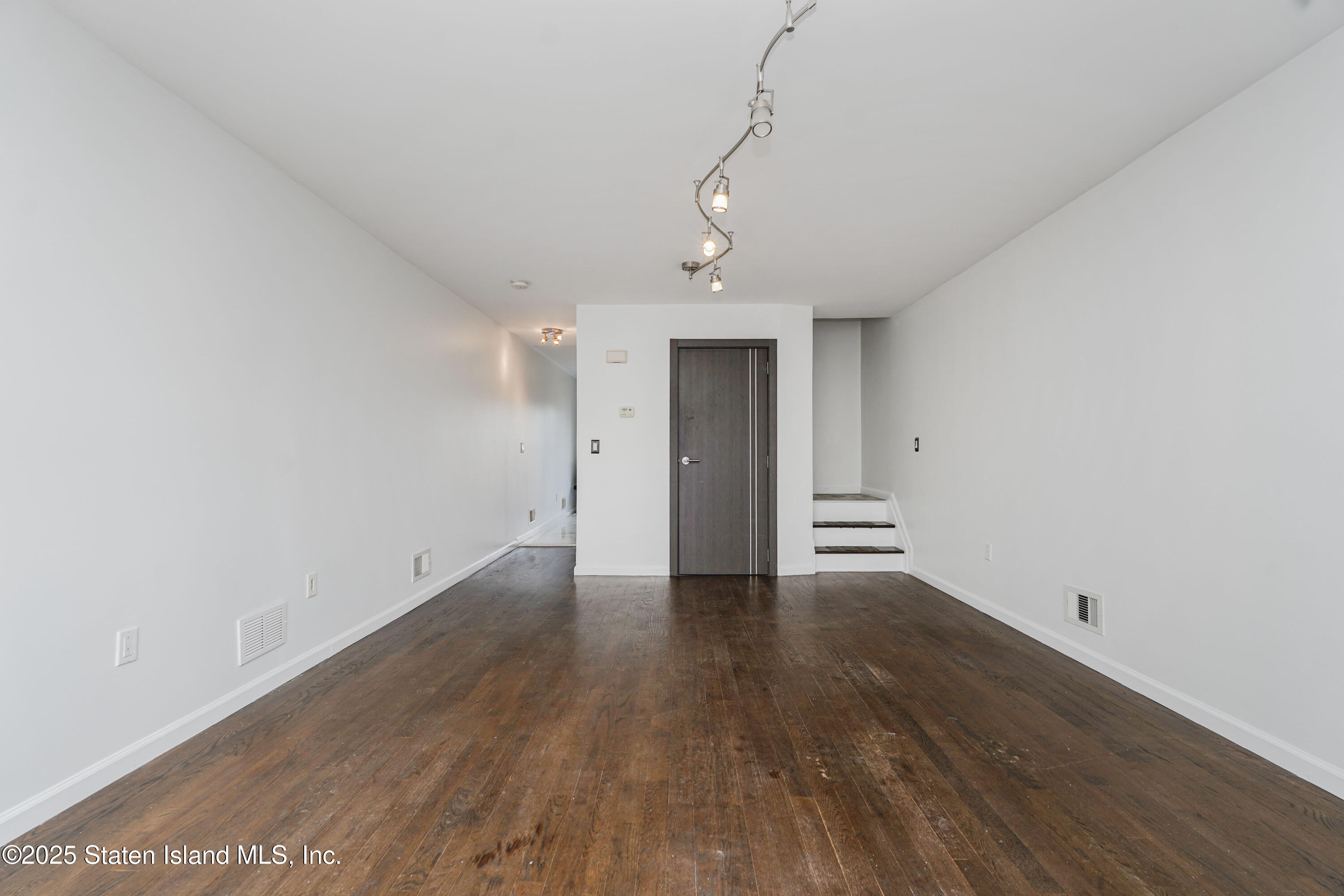 244 Hett Avenue, Staten Island, NY, 10306 image 14