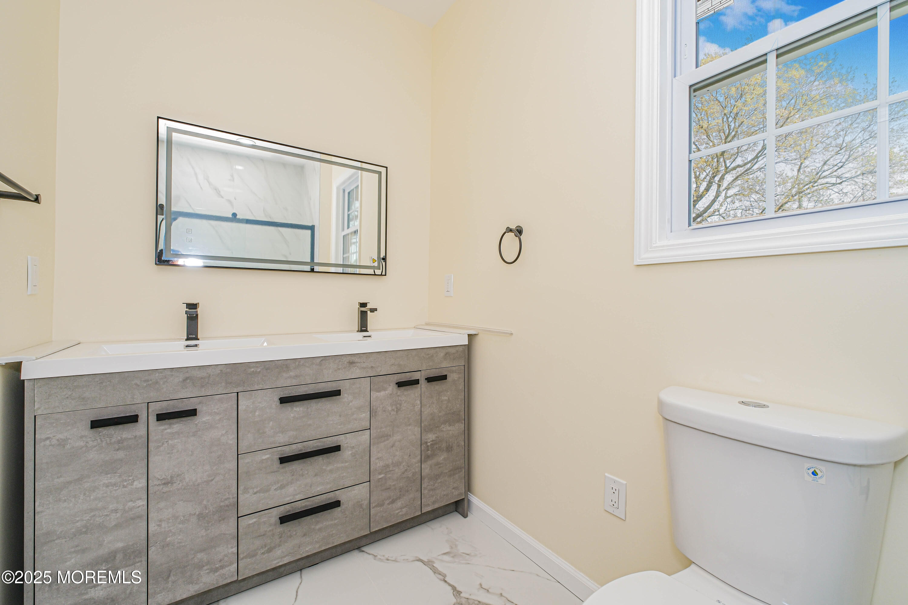 147 Old Bridge Tpke, East Brunswick, NJ, 08816 image 39