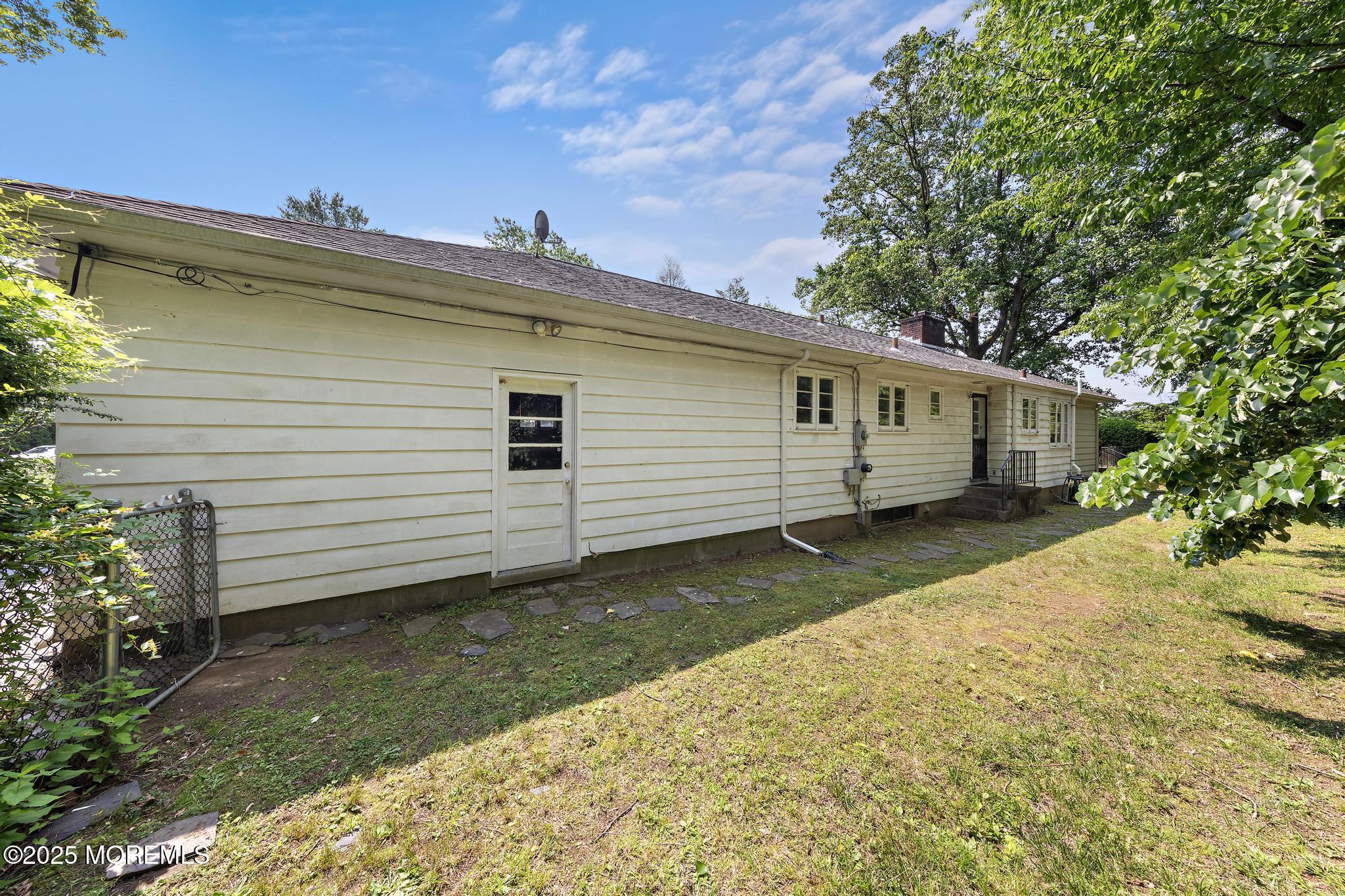 23 Fox Hill Drive, Little Silver, NJ, 07739 image 8