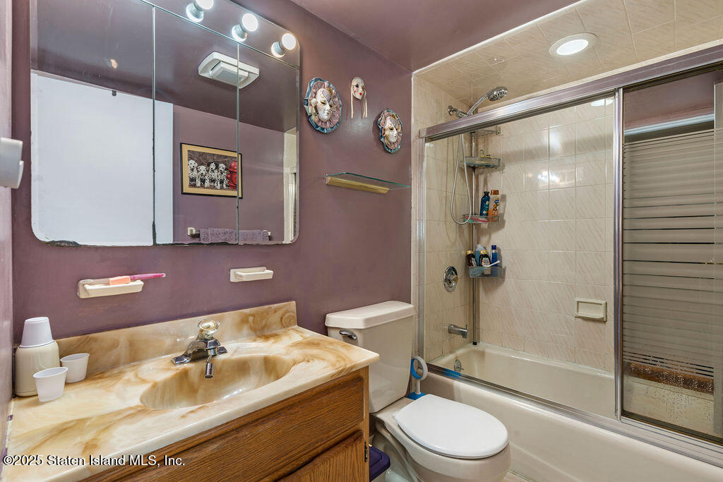 234 Dover Green, Staten Island, NY, 10312 image 14