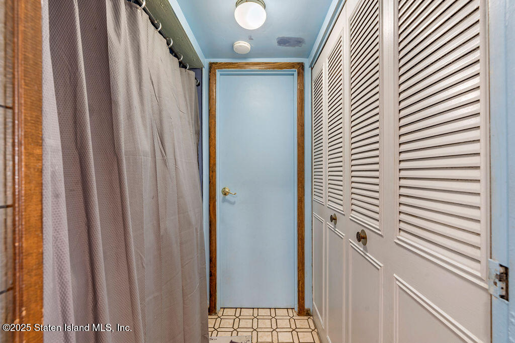 234 Dover Green, Staten Island, NY, 10312 image 17