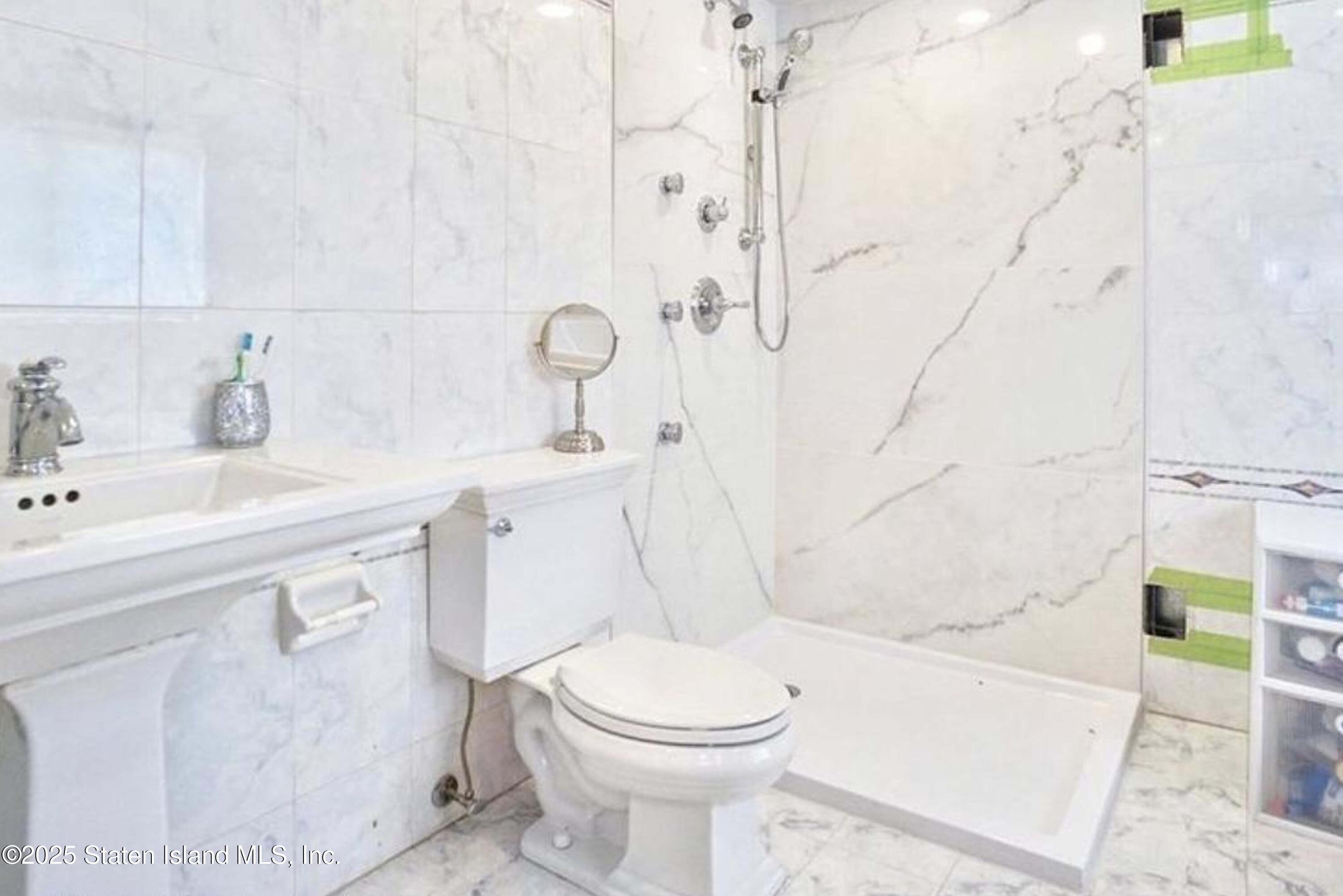 21 Krissa Court, Staten Island, NY, 10312 image 17