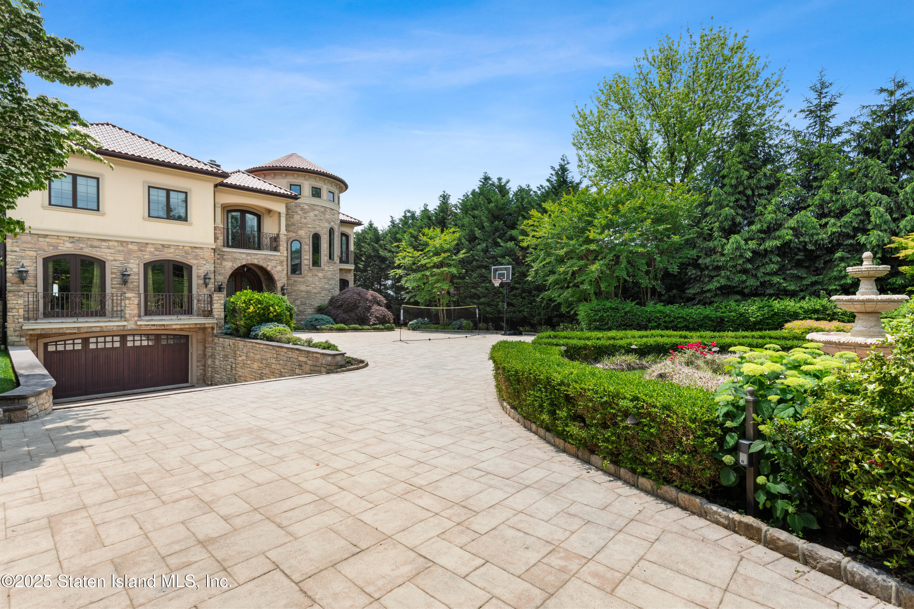 40 Wakefield Road Image 3