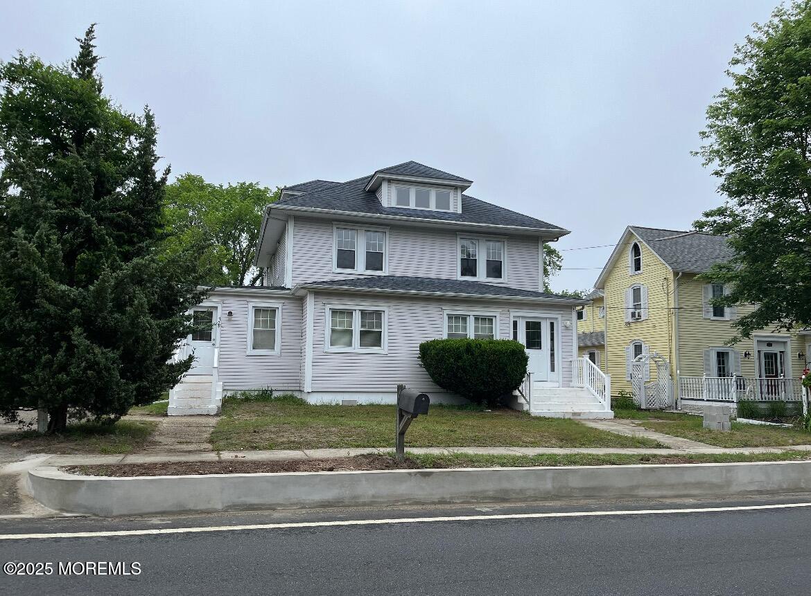 724 W Bay Avenue Image 1